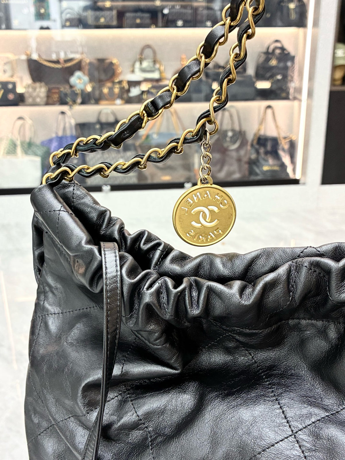 CHANEL 22 Large Hobo – Black Shiny Calfskin, Gold Hardware, Microchip Style, Good Pre-Owned