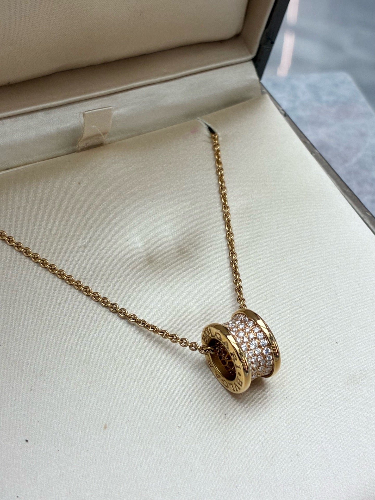 BVLGARI B.Zero1 Necklace – 18K Rose Gold, Full Pave Diamond Pendant