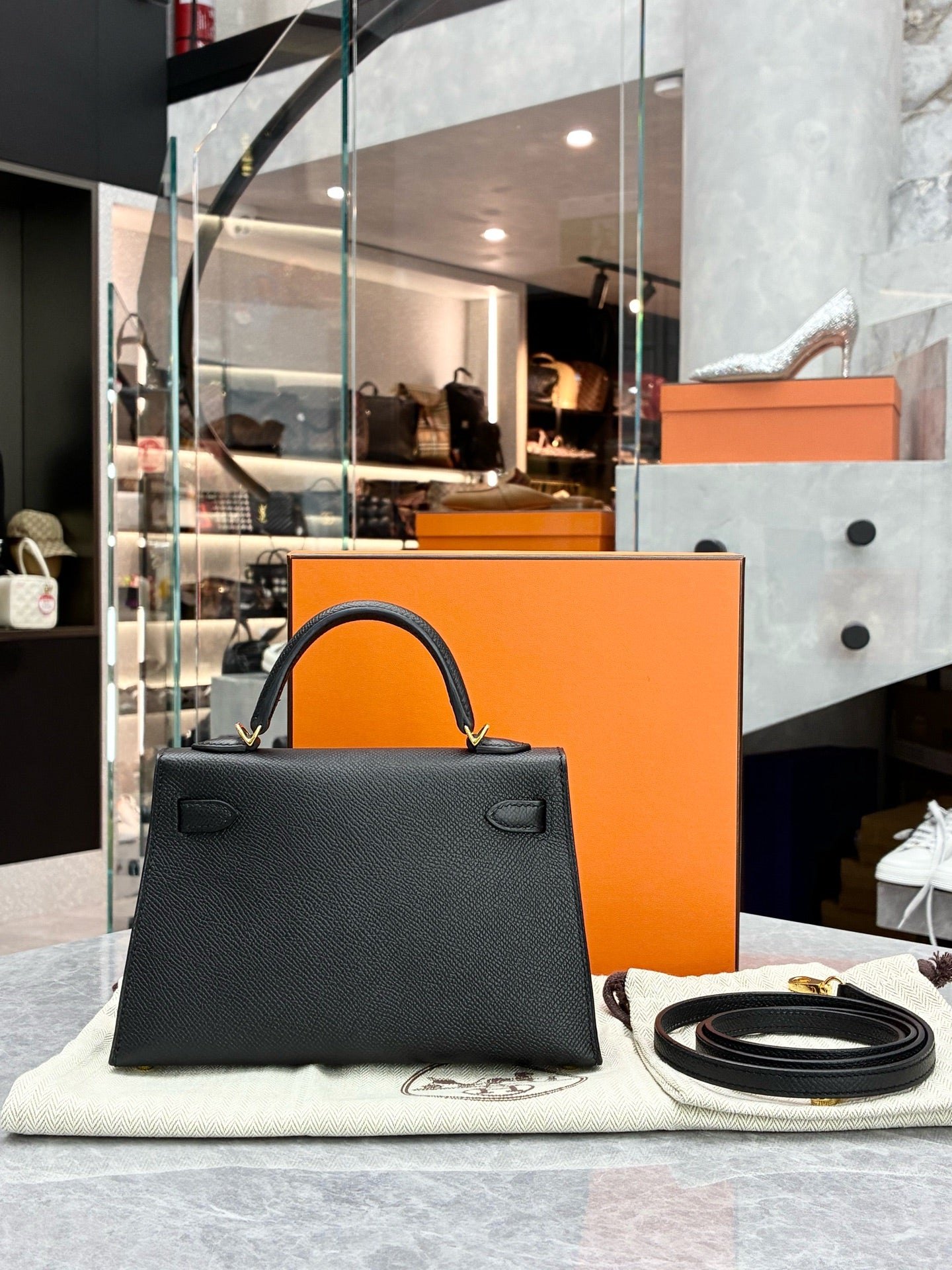 Hermès Mini Kelly II – Black Epsom Leather, Gold Hardware, W Stamp
