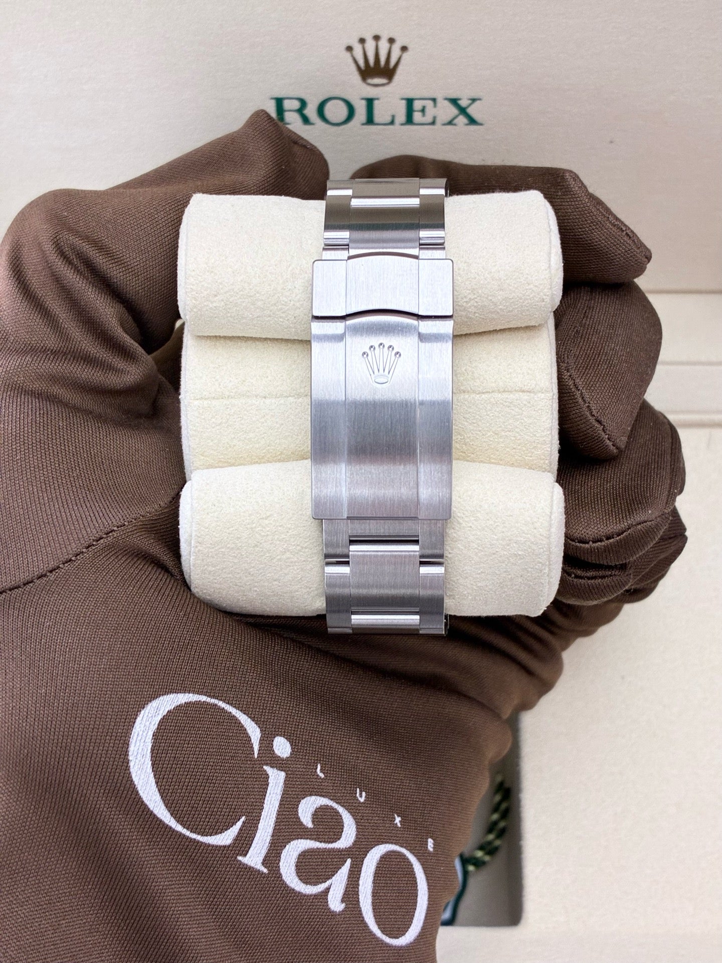 Rolex Oyster Perpetual 36 126000-0008 – Oystersteel, Candy Pink Dial, Oyster Bracelet, Brand New