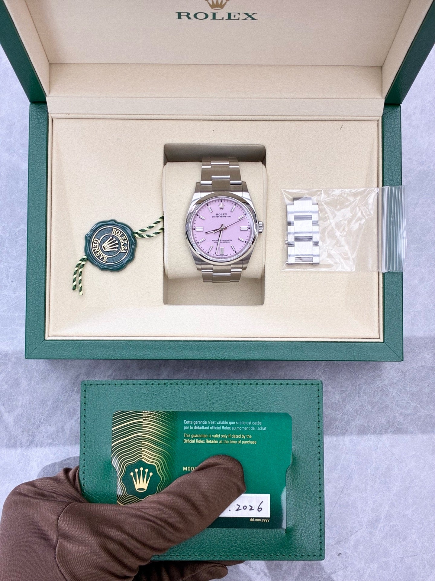 Rolex Oyster Perpetual 36 126000-0008 – Oystersteel, Candy Pink Dial, Oyster Bracelet, Brand New