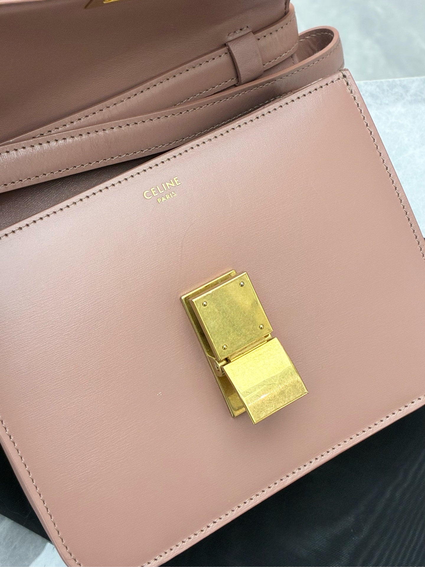 CELINE Box Teen – Dusty Rose Box Calfskin Leather, Gold Hardware, Pre-Owned