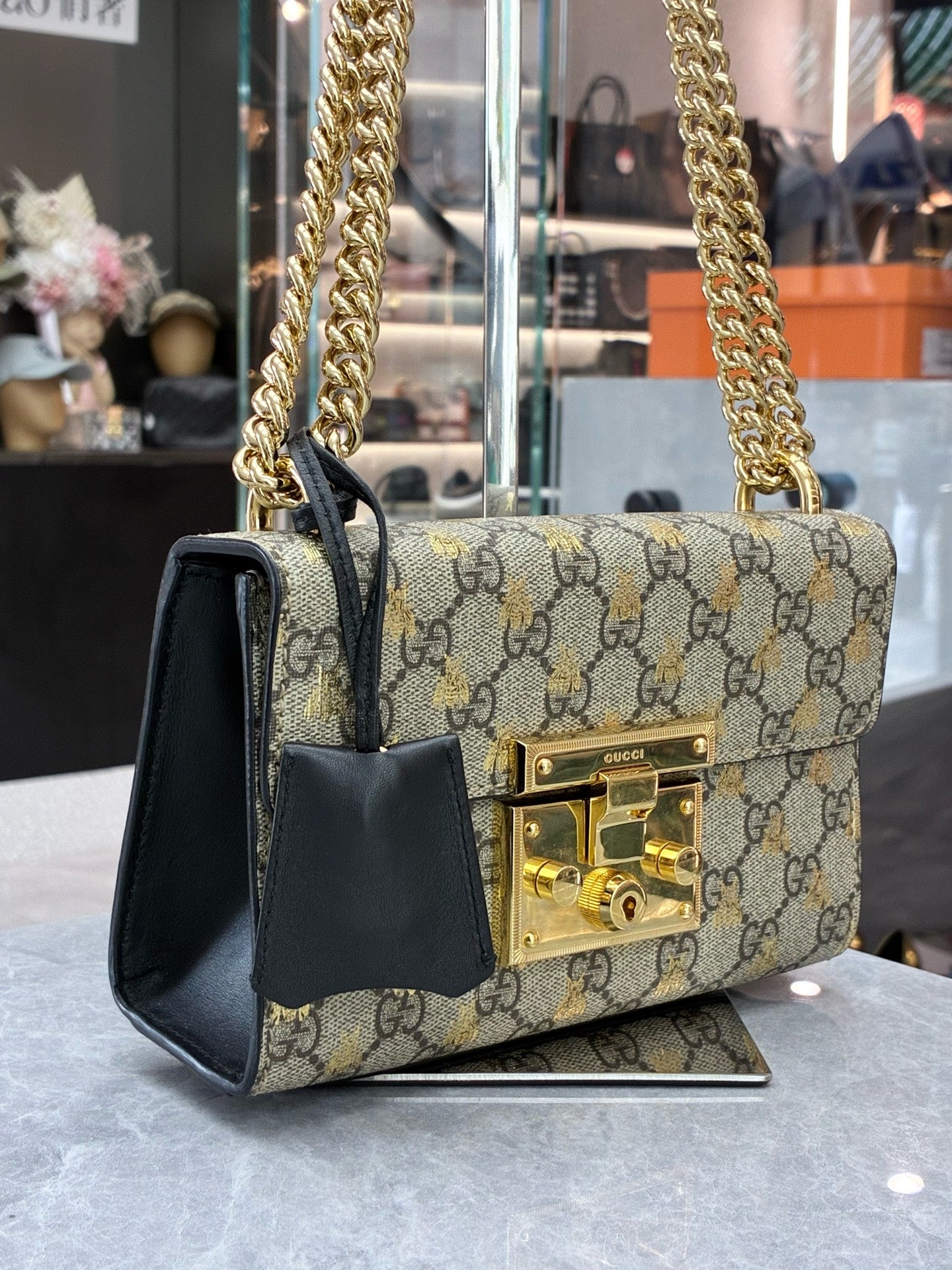 Gucci Padlock Shoulder Bag – Monogram Canvas, Gold Hardware, Pre-Owned