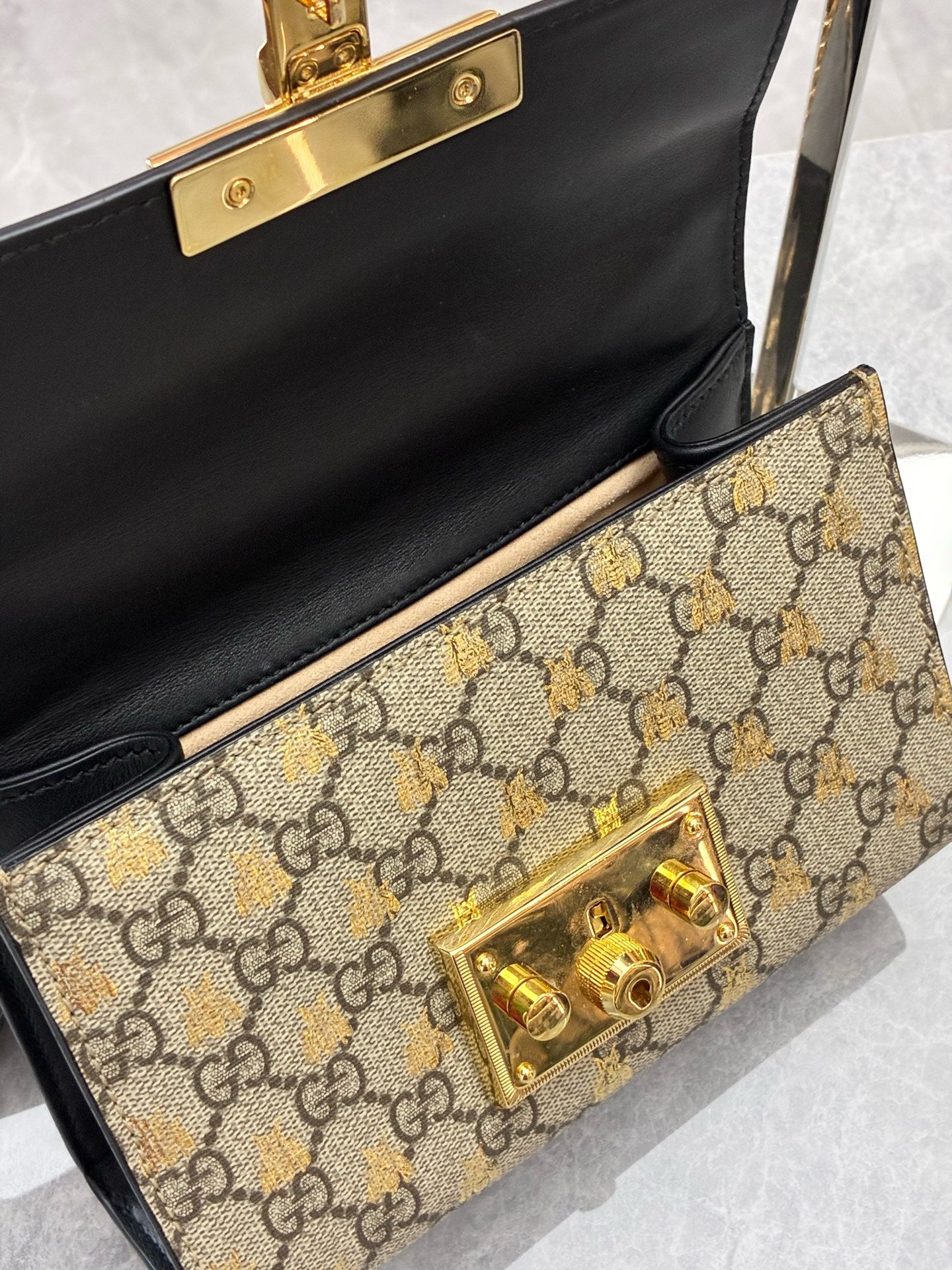 Gucci Padlock Shoulder Bag – Monogram Canvas, Gold Hardware, Pre-Owned