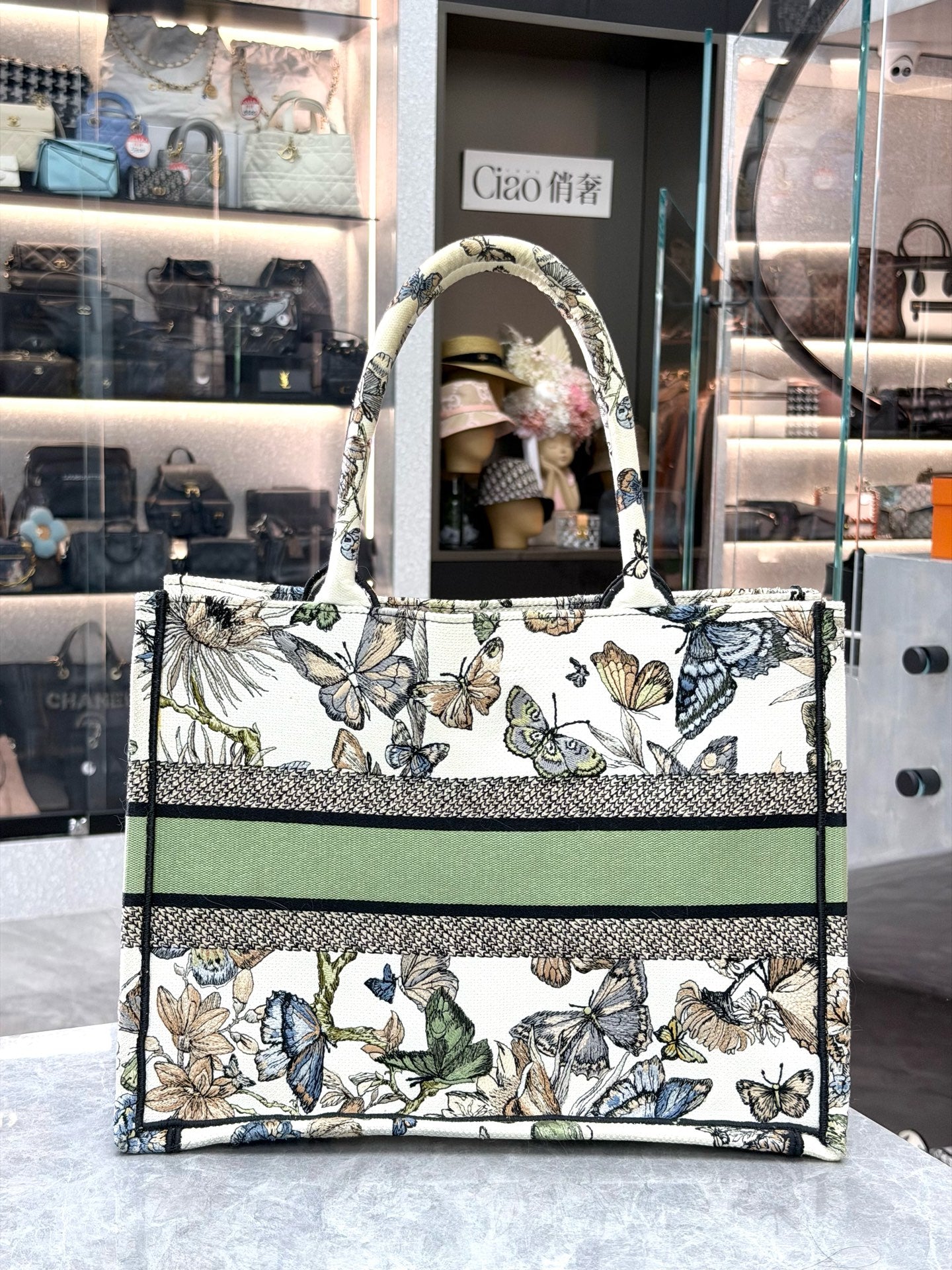 DIOR Book Tote Medium – Embroidered Canvas, Butterfly Motif, Very Good Pre-Owned