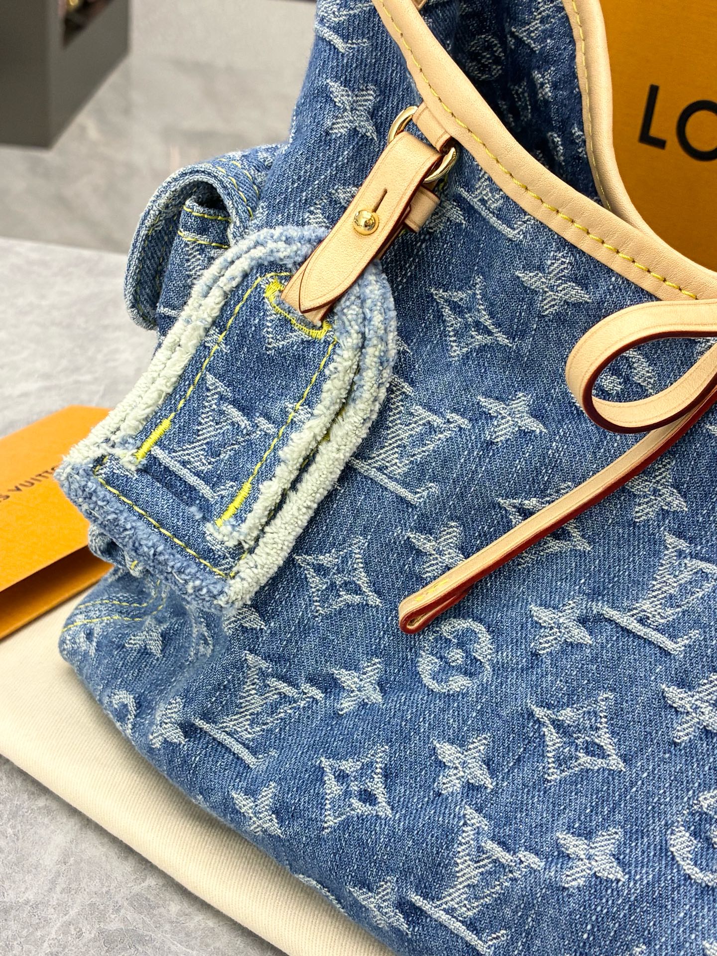 LOUIS VUITTON Carryall Cargo (Small) – Denim Monogram Jacquard, Gold Hardware, Excellent Pre-Owned