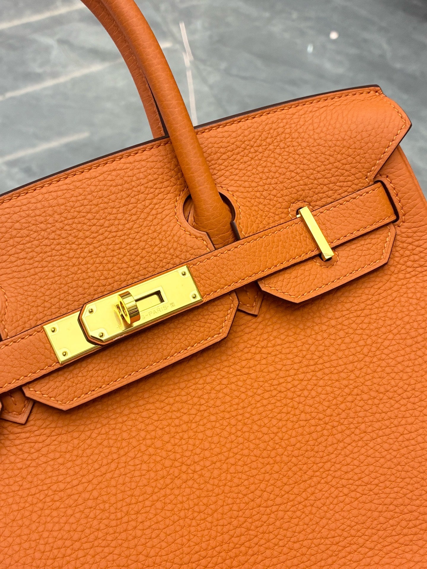 HERMÈS Birkin 30 - Orange Togo Leather, Gold Hardware, U Stamp, Very Good Pre-Owned
