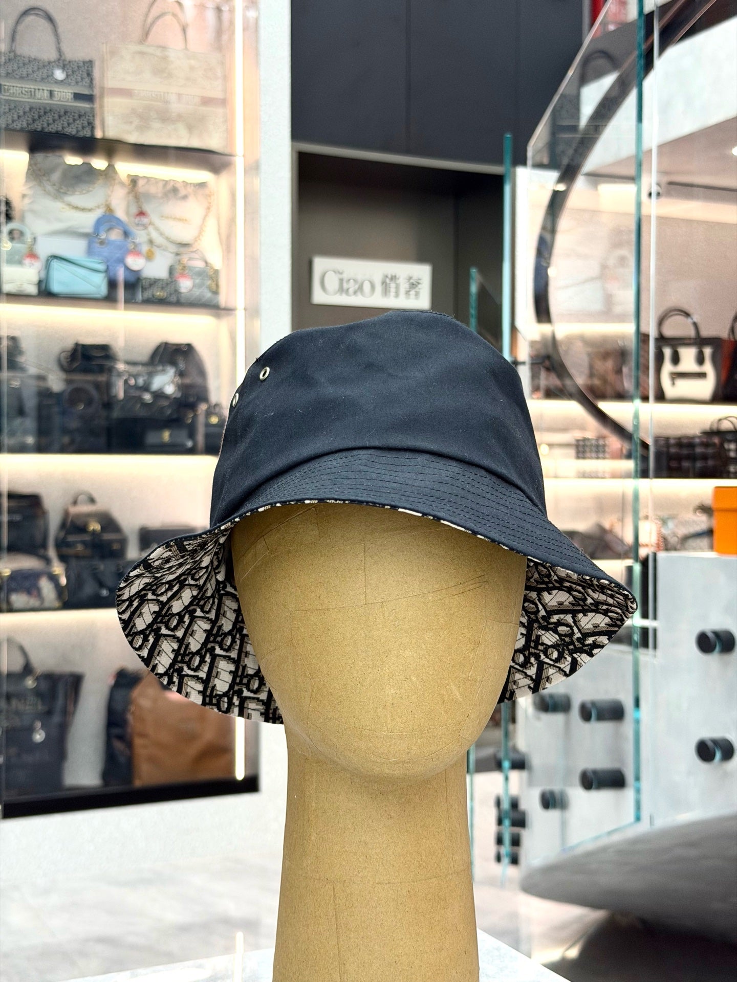DIOR Reversible Oblique Bucket Hat – Dior Oblique Jacquard Canvas, Pre-Owned