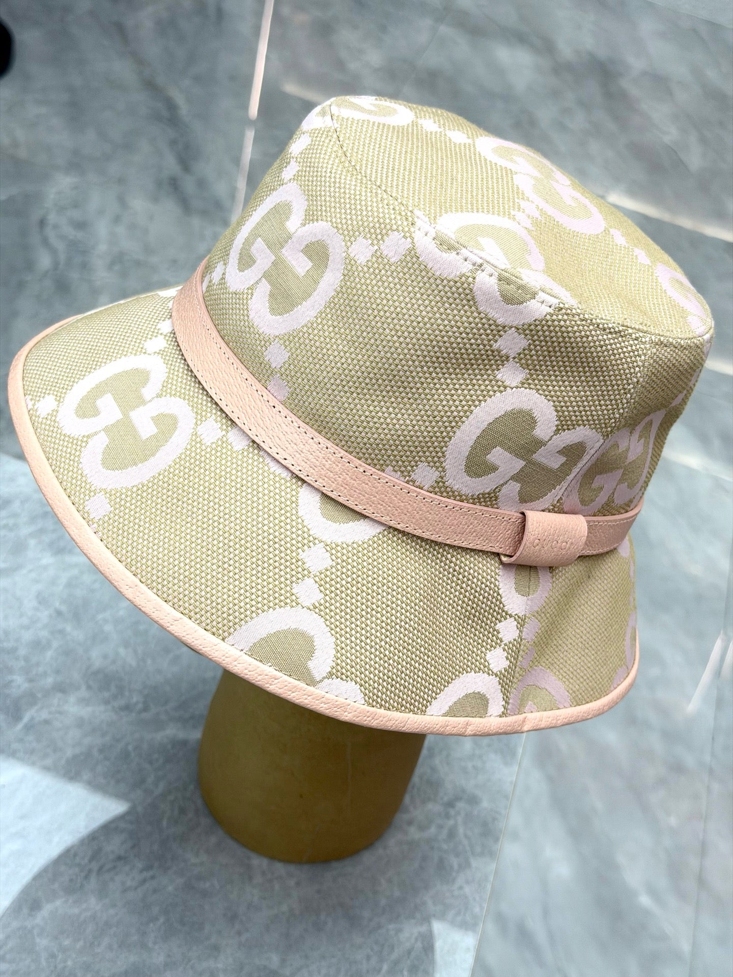 GUCCI Double-G Logo Bucket Hat – GG Canvas & Leather Trim, Size L (58), Pre-Owned