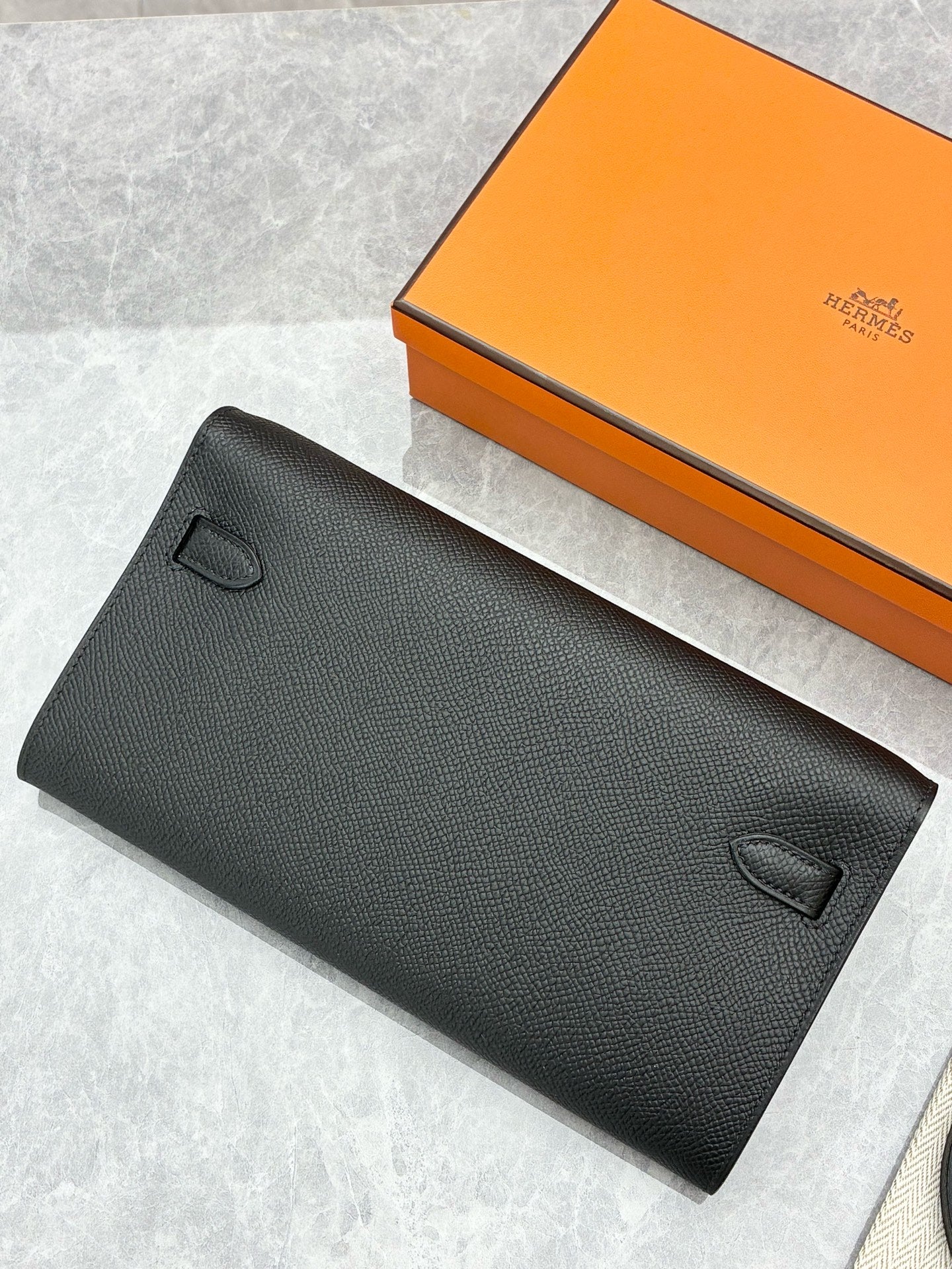 HERMÈS Kelly to Go Wallet – Black Epsom Leather, Palladium Hardware, G Stamp, Brand New