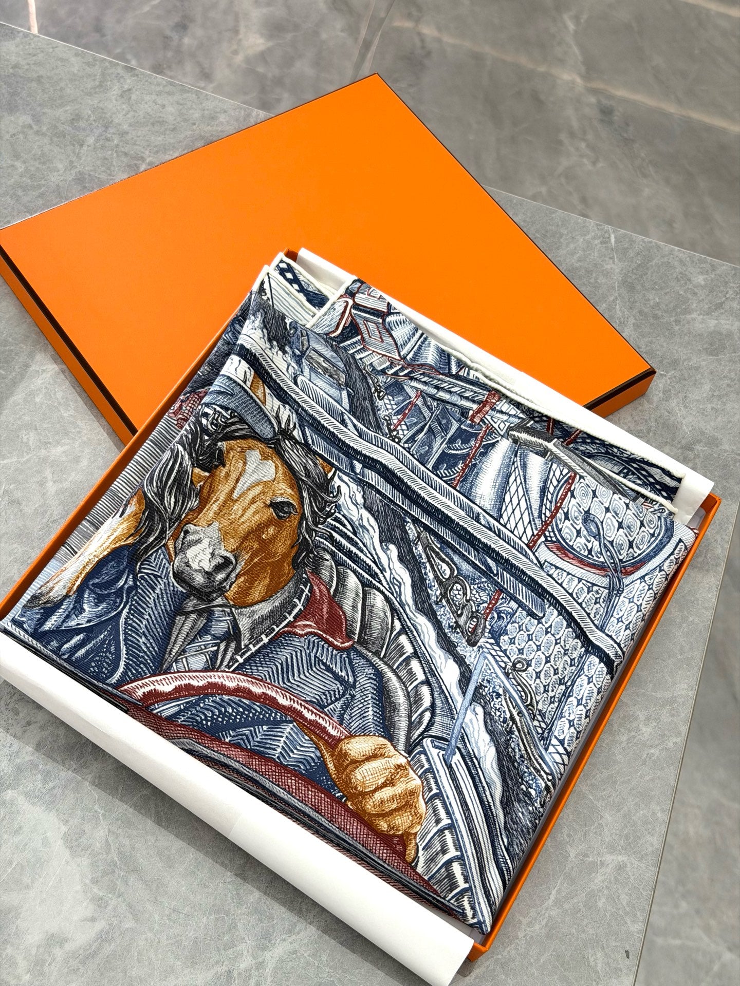 HERMÈS Carré 90 Silk Twill Scarf – La Ville Lumière, Ardoise Grey, 90 × 90 cm, Brand New