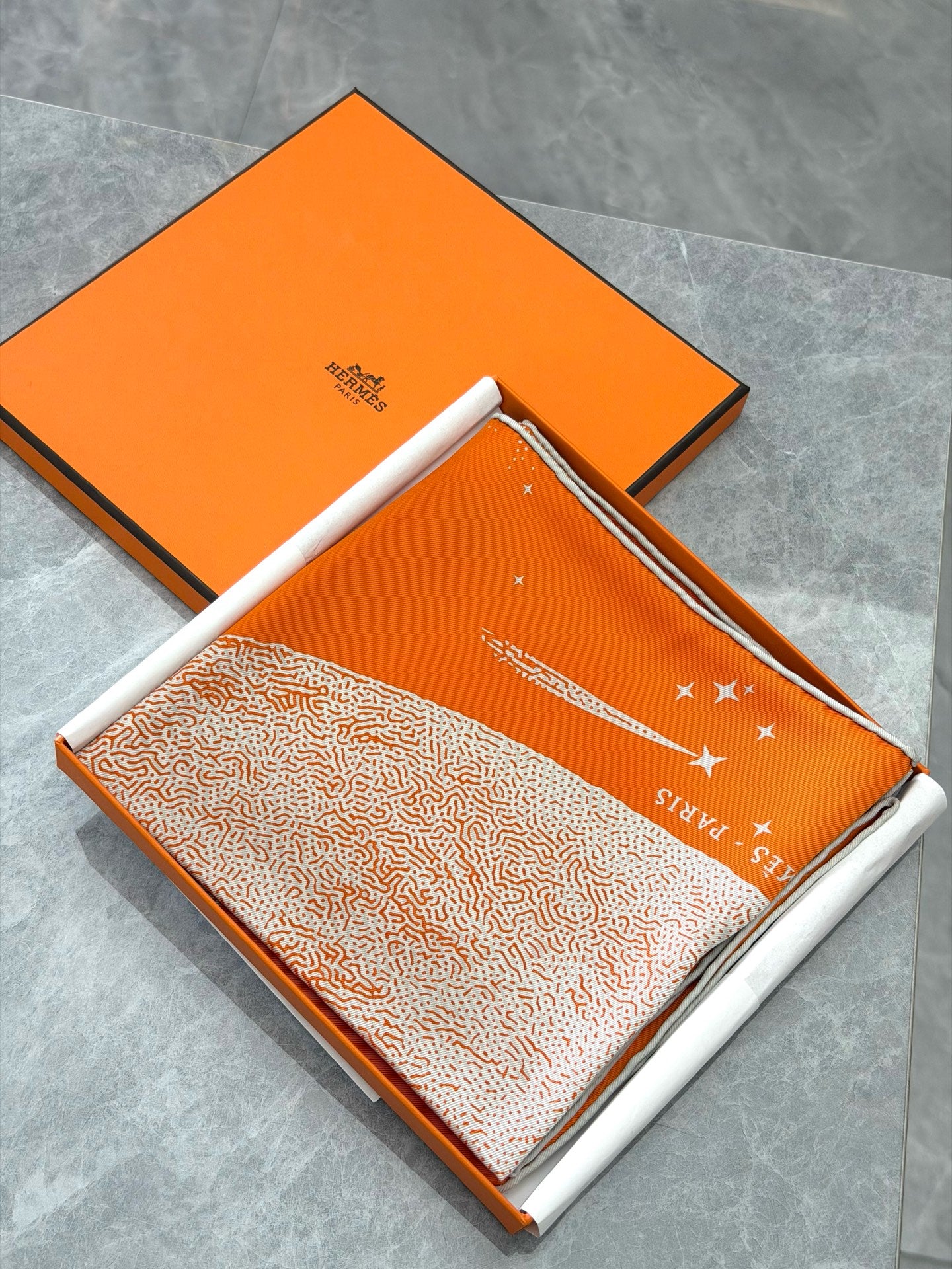 HERMÈS Carré 70 Silk Twill Scarf – Clair de Lune Pegasus, Orange, 70 × 70 cm, Brand New