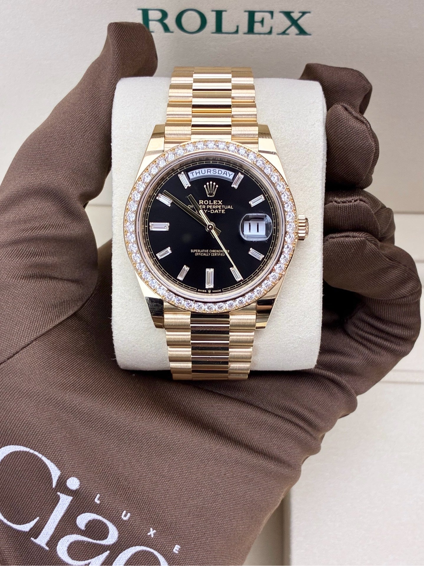 ROLEX Day-Date 40 – 18K Yellow Gold, Black Baguette Diamond Dial, Diamond Bezel, Reference 228348-0001, 40mm, Brand New