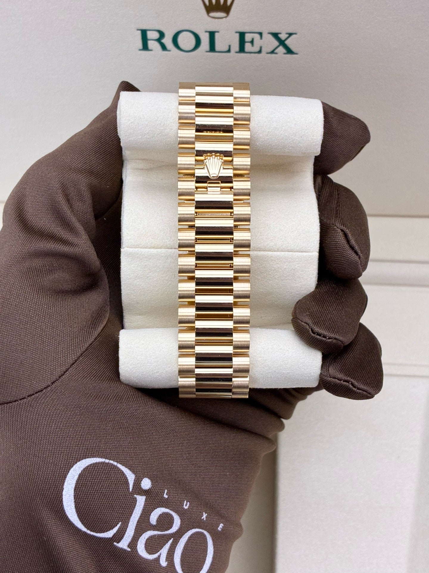 ROLEX Day-Date 40 – 18K Yellow Gold, Black Baguette Diamond Dial, Diamond Bezel, Reference 228348-0001, 40mm, Brand New