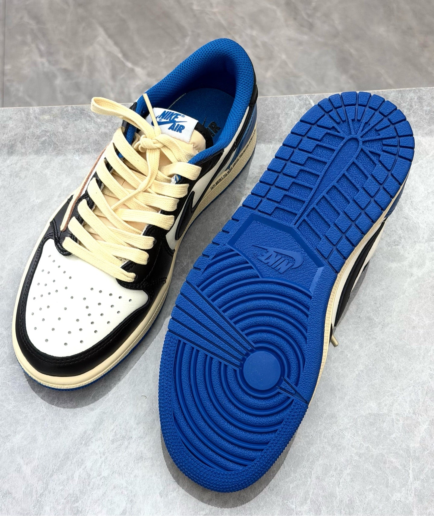 NIKE Air Jordan 1 Retro Low OG – Fragment Design x Travis Scott, White Leather, Royal Blue Lining, Reverse Swoosh, Size 37.5, Brand New
