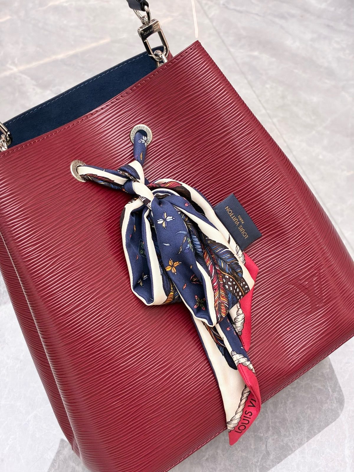 LOUIS VUITTON Noé Bucket Bag – Epi Leather in Rouge Fauviste, Gold Hardware, Good Pre-Owned