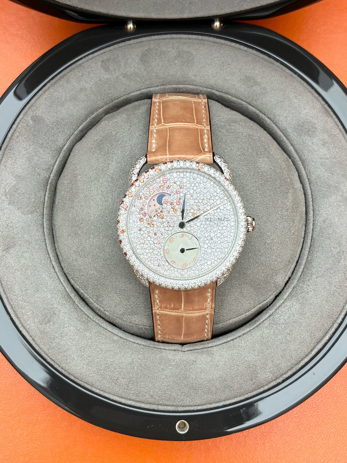 HERMÈS Arceau 38mm Midsummer Night's Dream – White Gold, Full Diamond Set, Pink Diamond Strap, Moon Phase, 2025, Brand New
