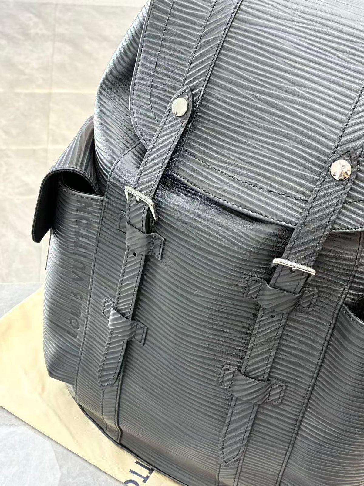 LOUIS VUITTON Christopher MM – Black Epi Leather Backpack, Microchip Era, Good Pre-Owned