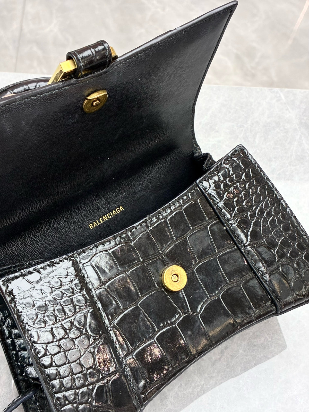 BALENCIAGA Hourglass XS – Black Crocodile-Embossed Calfskin, Gold Hardware, Good Pre-Owned