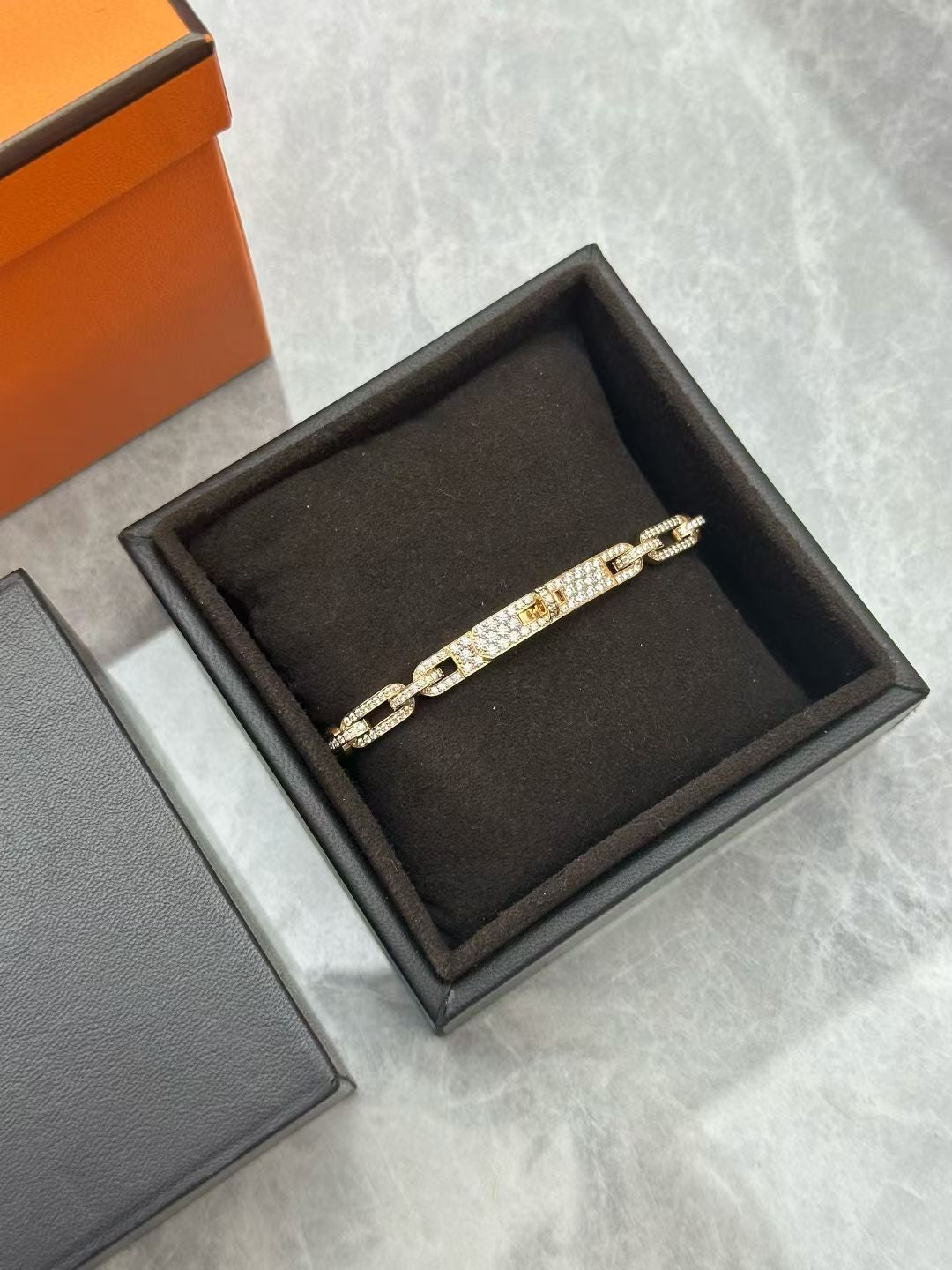 HERMÈS Kelly Chain Bracelet – Rose Gold, Full Diamond-Set, Size ST, 2024, Brand New