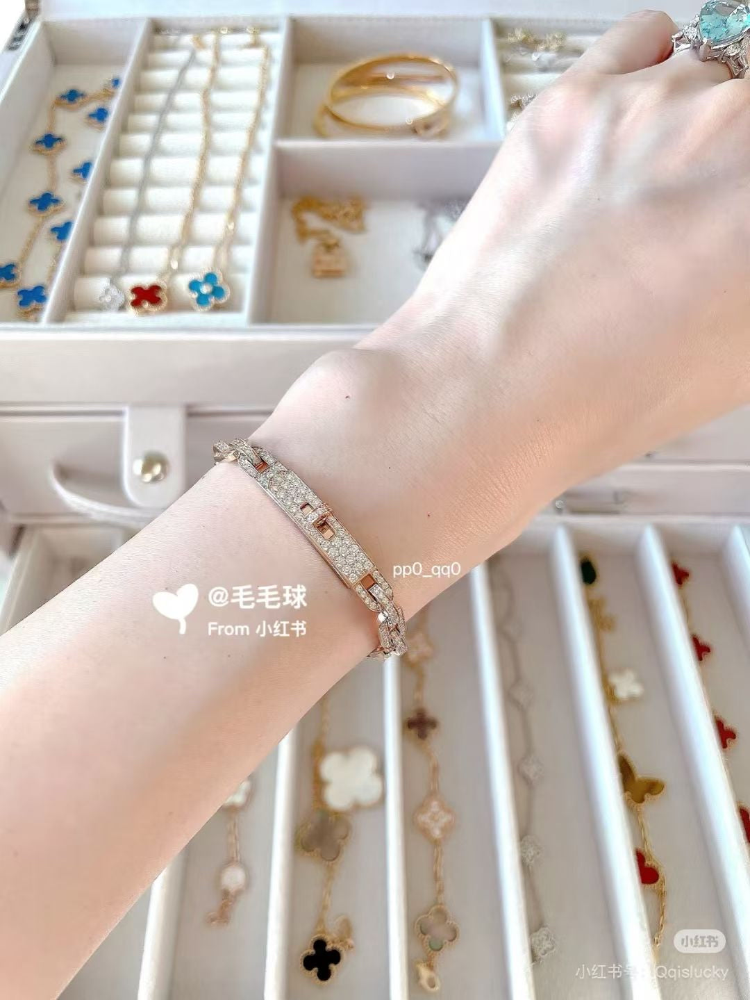 HERMÈS Kelly Chain Bracelet – Rose Gold, Full Diamond-Set, Size ST, 2024, Brand New