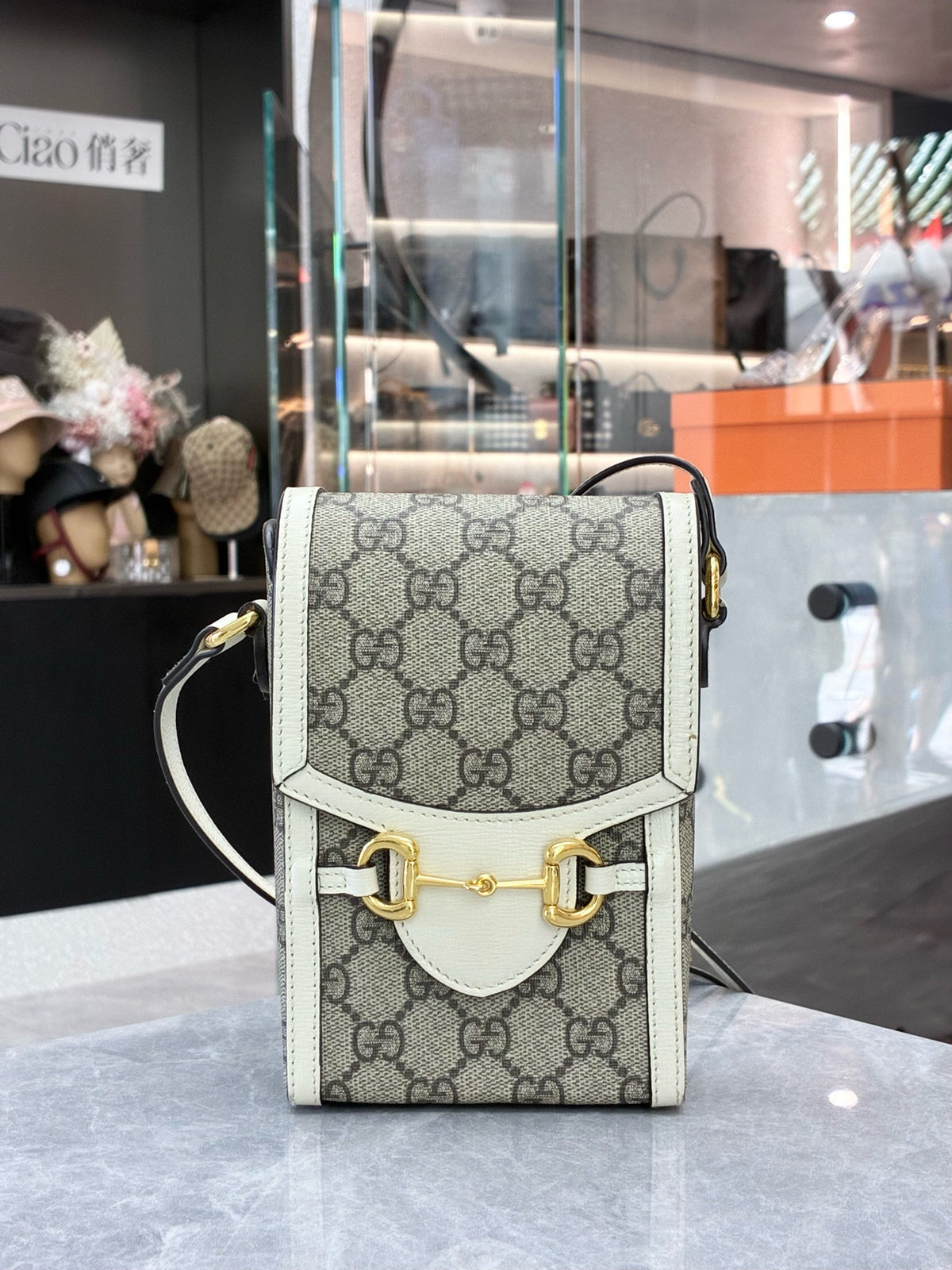GUCCI Horsebit 1955 Mini Bag – Beige GG Supreme Canvas with White Leather Trim, Gold Hardware, Good Pre-Owned