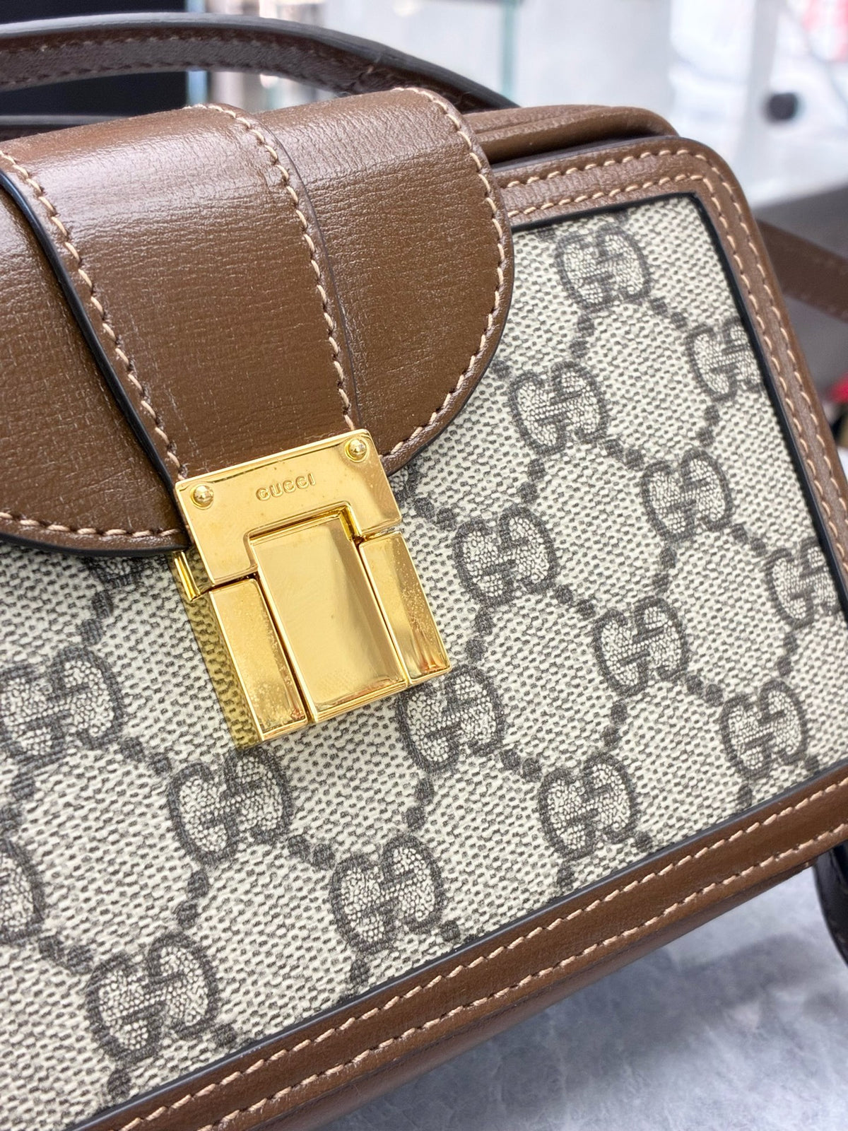 GUCCI Mini Box Bag – Beige GG Supreme Canvas with Brown Leather Trim, Gold Padlock, Excellent Pre-Owned