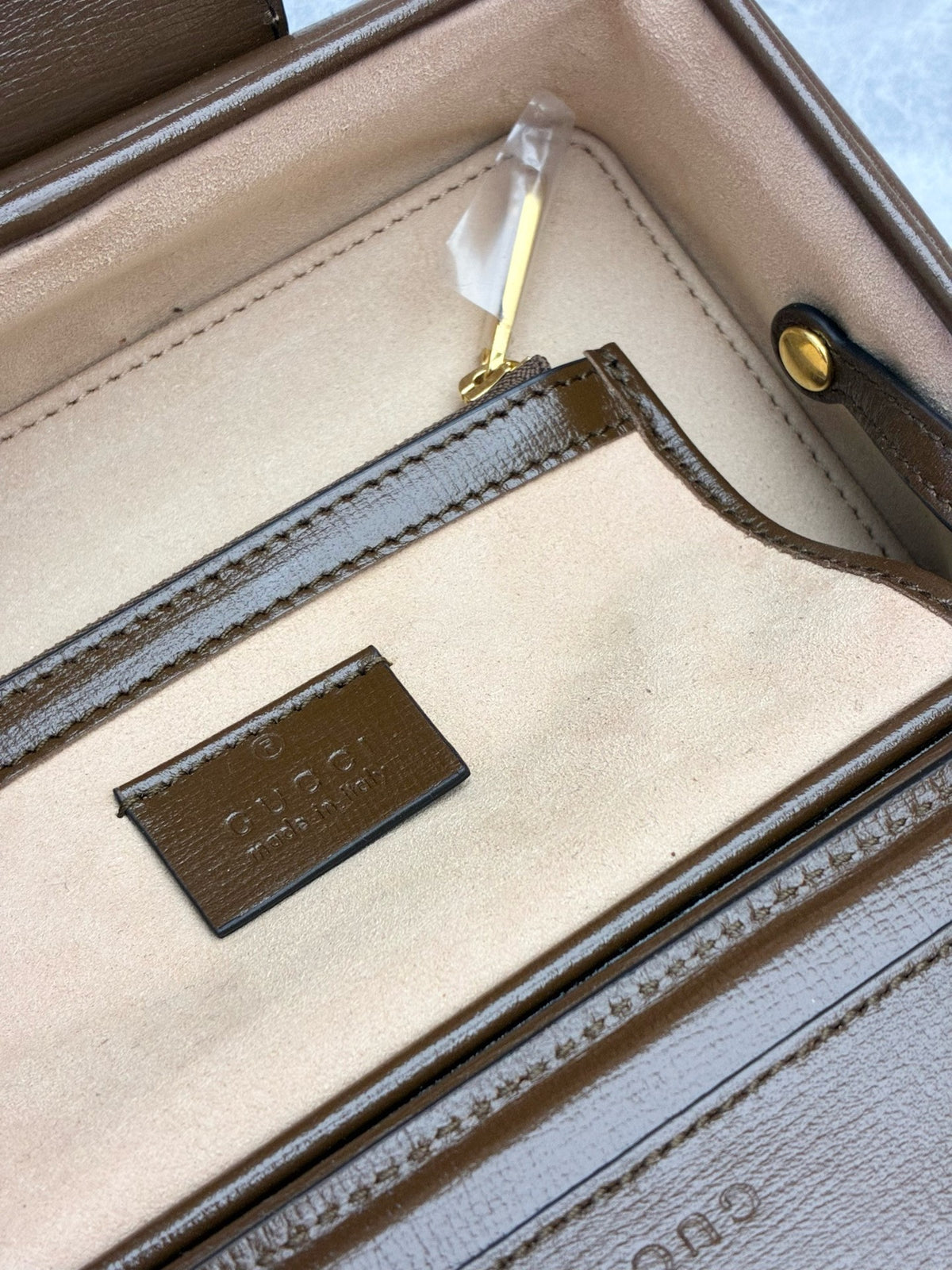 GUCCI Mini Box Bag – Beige GG Supreme Canvas with Brown Leather Trim, Gold Padlock, Excellent Pre-Owned
