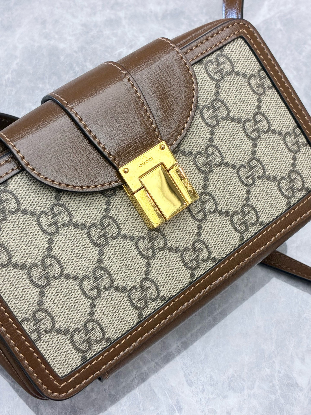 GUCCI Mini Box Bag – Beige GG Supreme Canvas with Brown Leather Trim, Gold Padlock, Excellent Pre-Owned