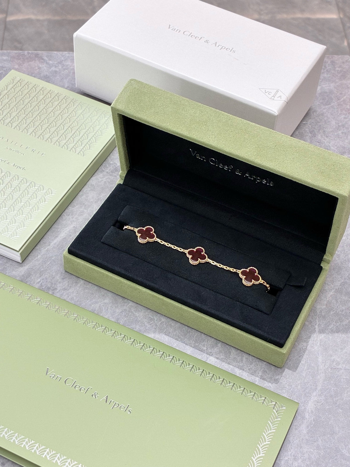 VAN CLEEF & ARPELS Vintage Alhambra Bracelet – Five Motifs in Pink Enamel with Beaded Gold Rims, Brand New