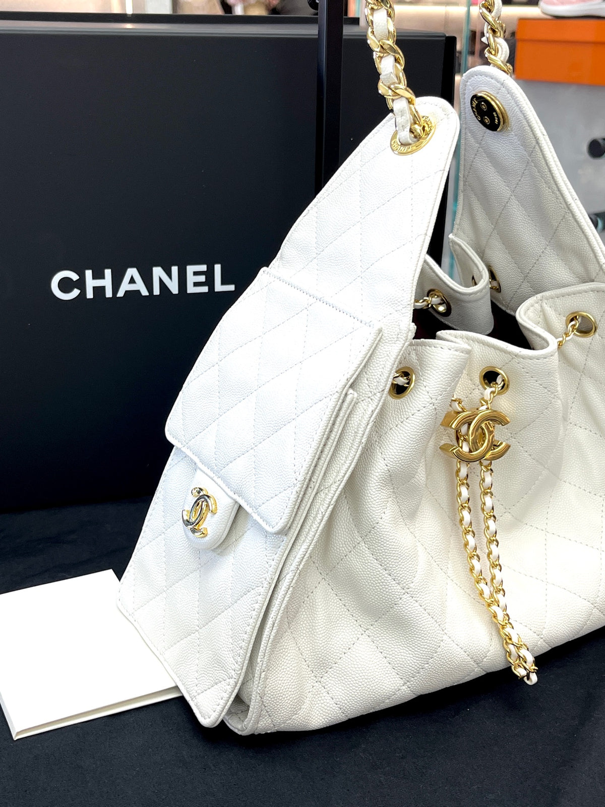 CHANEL 25 Bag Small – White Caviar Quilted Calfskin with Gold-Tone CC Hardware, Microchip Era, Brand New