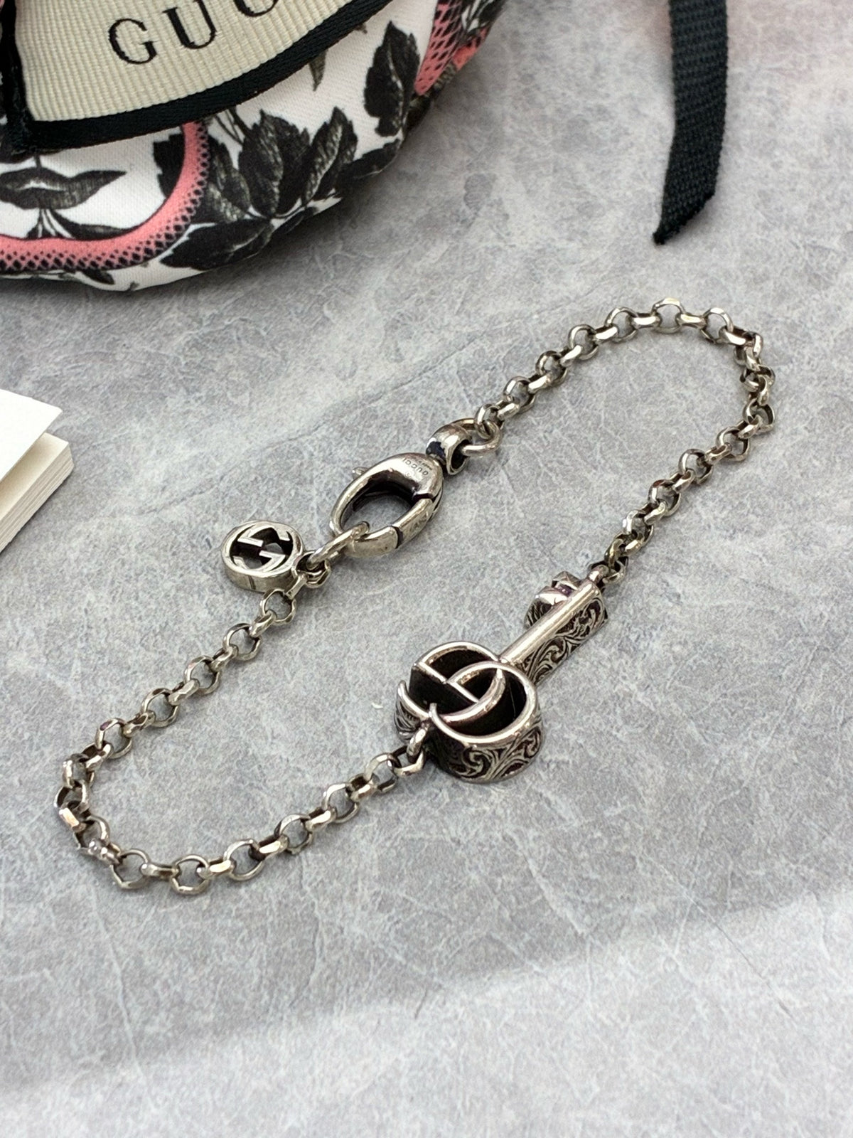 GUCCI Double G Key Bracelet – Sterling Silver with Antiqued Finish, 16 cm, Good Pre-Owned