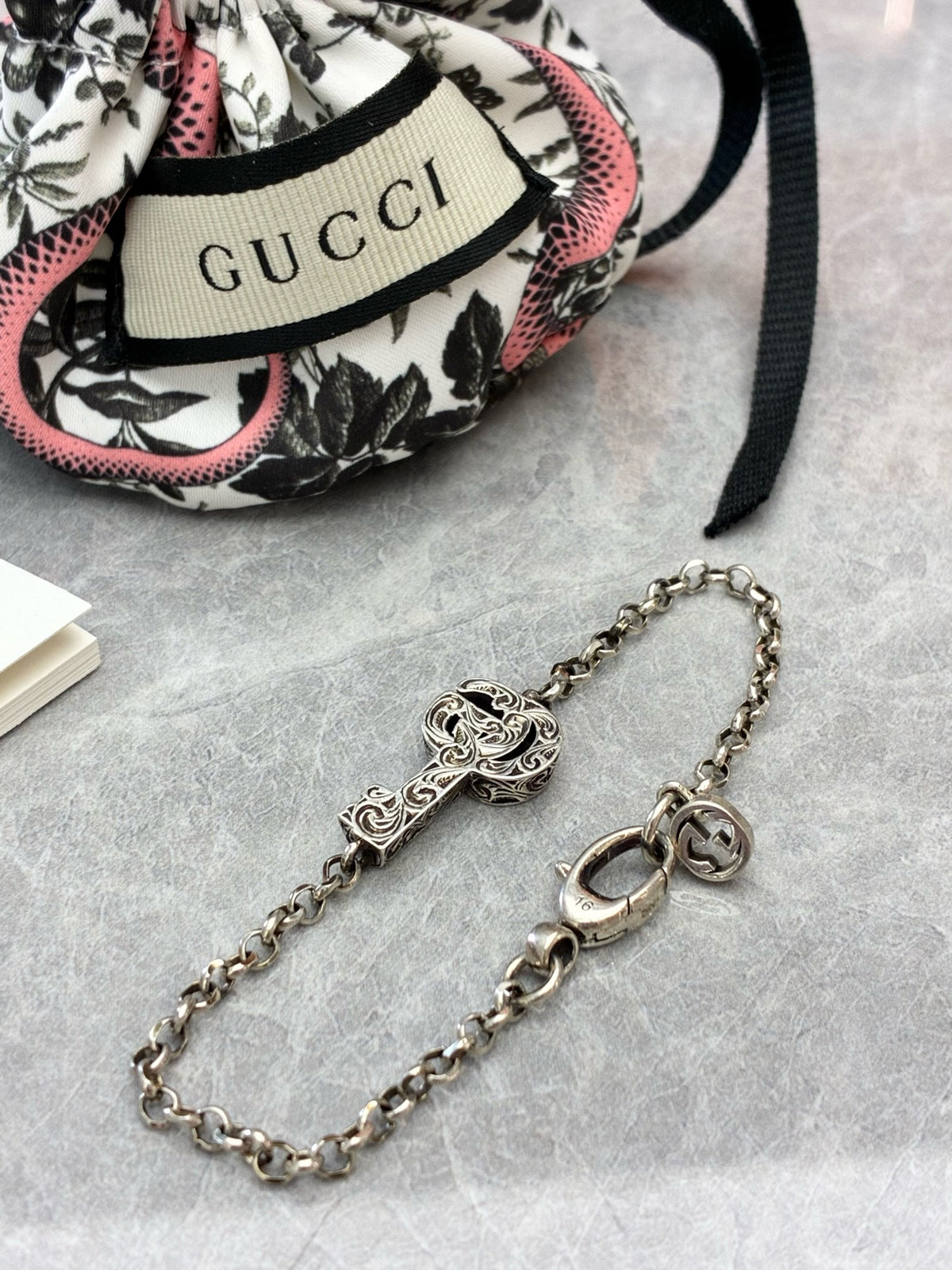 GUCCI Double G Key Bracelet – Sterling Silver with Antiqued Finish, 16 cm, Good Pre-Owned