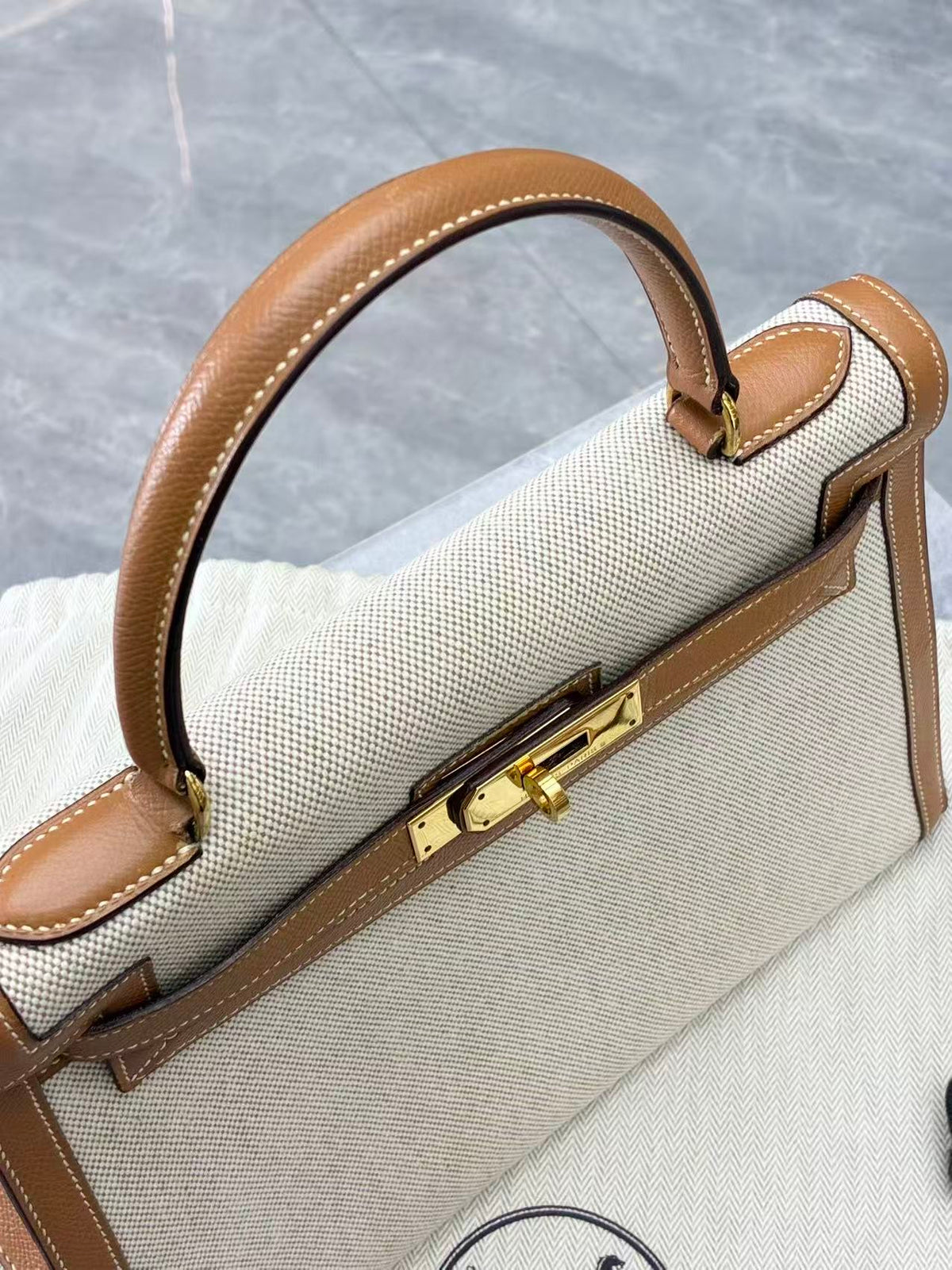 HERMÈS Kelly 28 – Toile Canvas with Gold Brown Epsom Leather, Gold-Tone Hardware, P Stamp, Good Pre-Owned