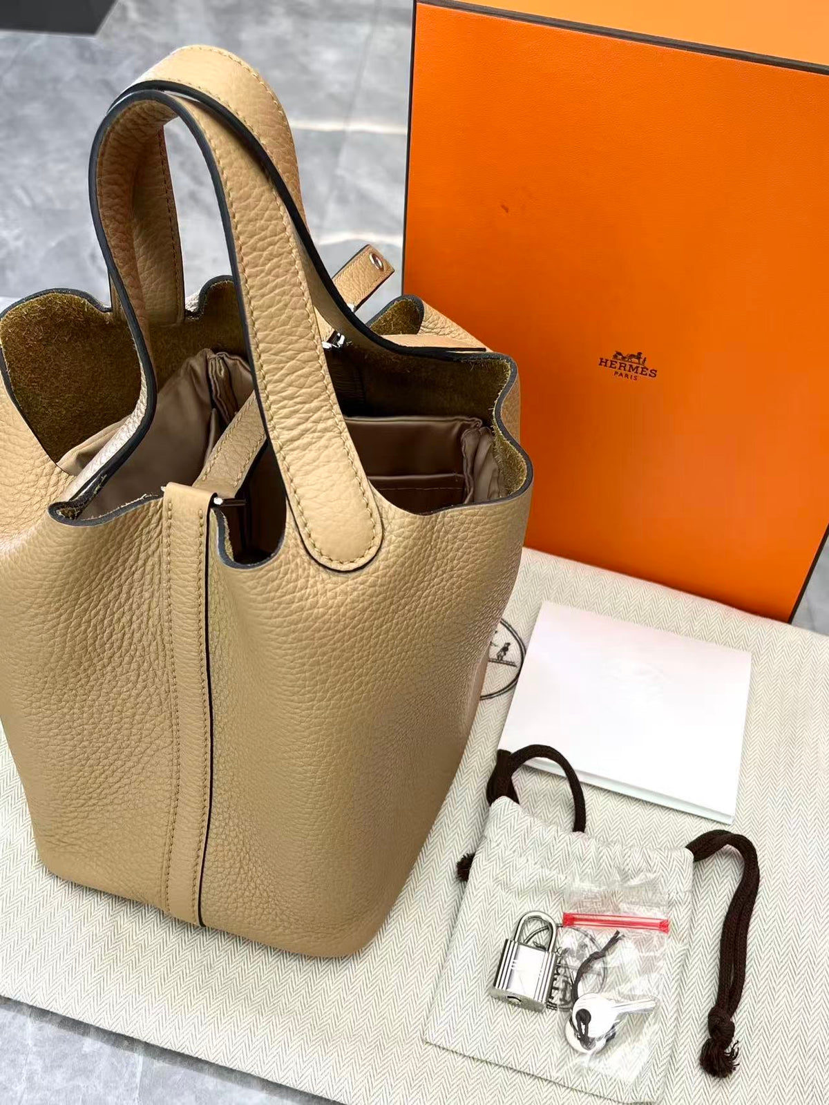 HERMÈS Picotin Lock 18 – Biscuit Clemence Leather with Palladium Hardware, W Stamp, Excellent Pre-Owned