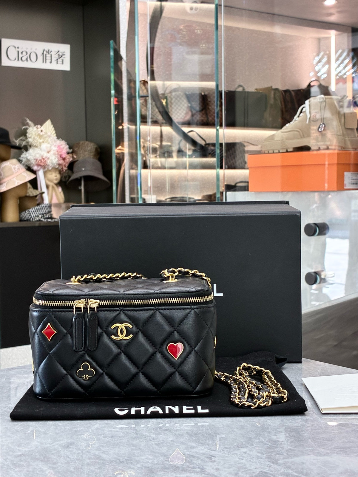 CHANEL 22K Vanity Case – Black Quilted Lambskin with Gold-Tone Chain and Poker-Suit Appliqués, Microchip Era, Good Pre-Owned