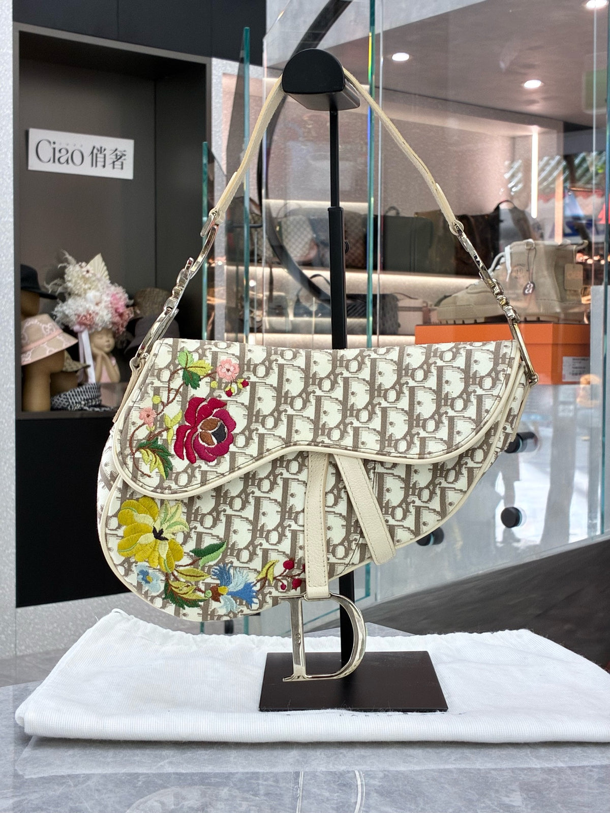 CHRISTIAN DIOR Saddle Bag – Embroidered Oblique Jacquard with Floral Embroidery, 2005 John Galliano, Good Pre-Owned