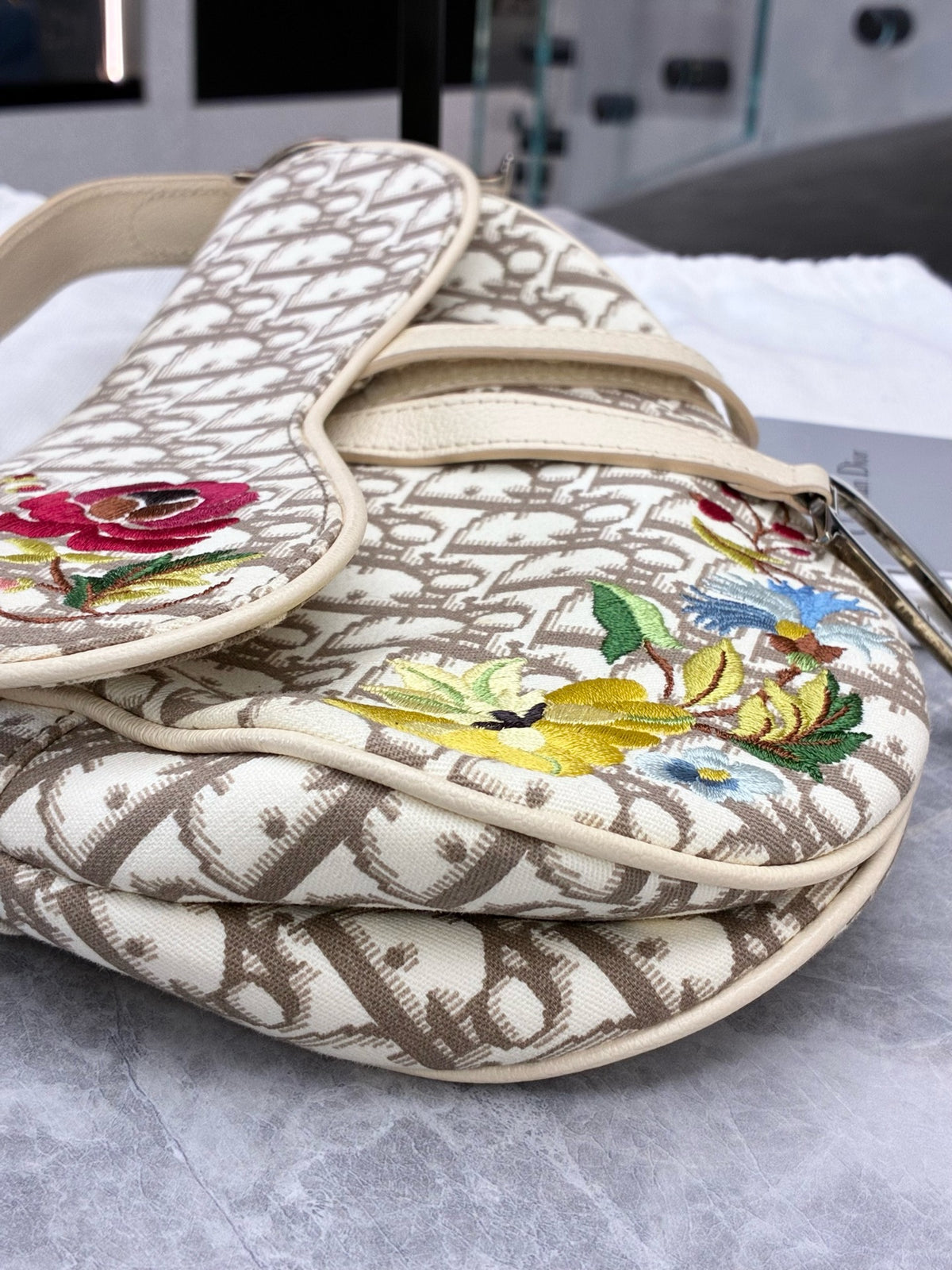 CHRISTIAN DIOR Saddle Bag – Embroidered Oblique Jacquard with Floral Embroidery, 2005 John Galliano, Good Pre-Owned