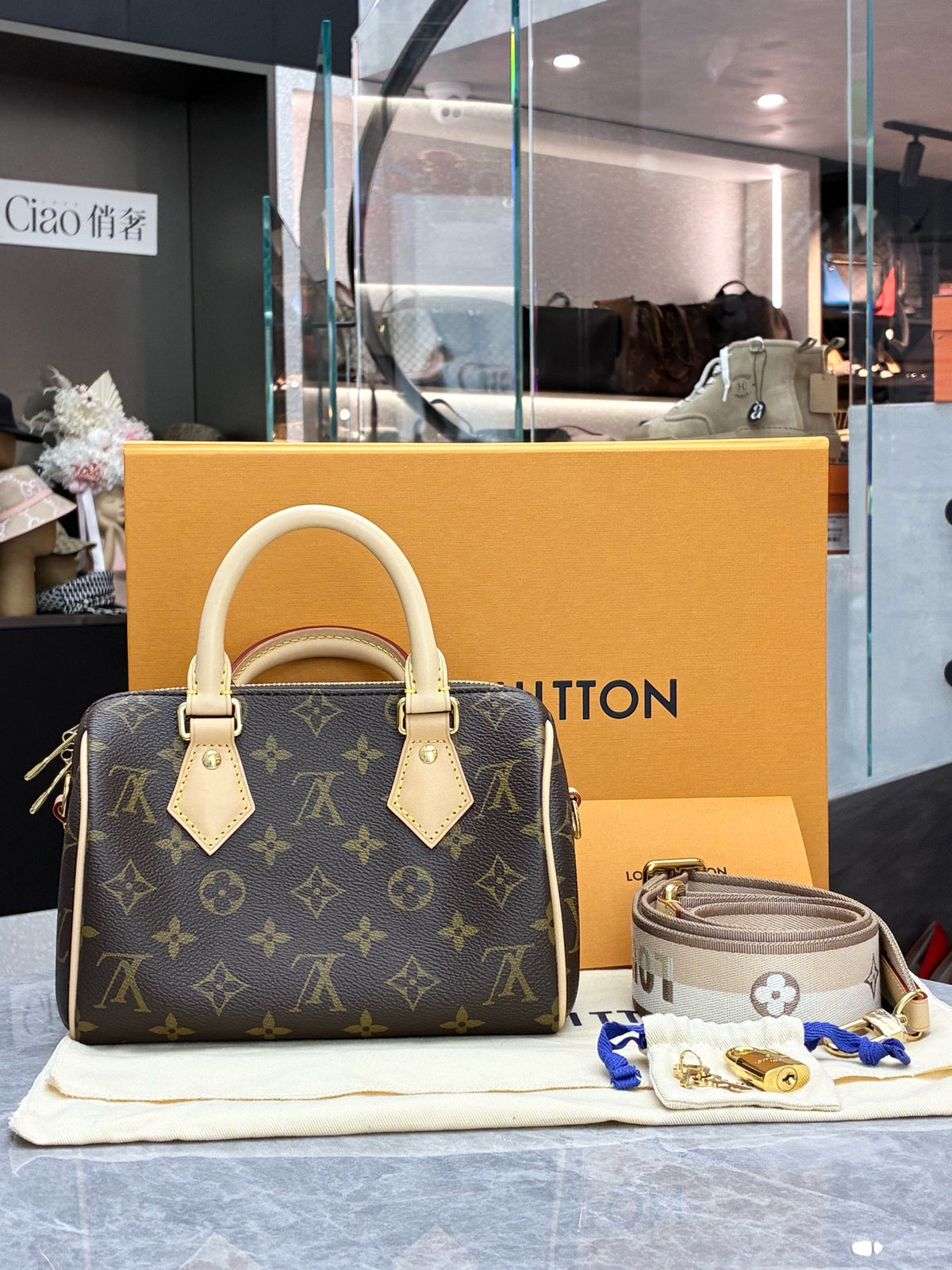 LOUIS VUITTON Speedy 20 – Monogram Canvas with Vachetta Handles and Monogram Web Strap, Microchip Era, Brand New