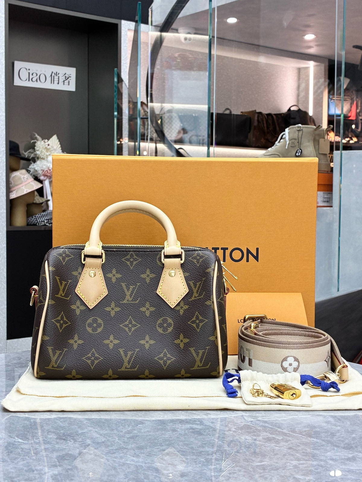 LOUIS VUITTON Speedy 20 – Monogram Canvas with Vachetta Handles and Monogram Web Strap, Microchip Era, Brand New