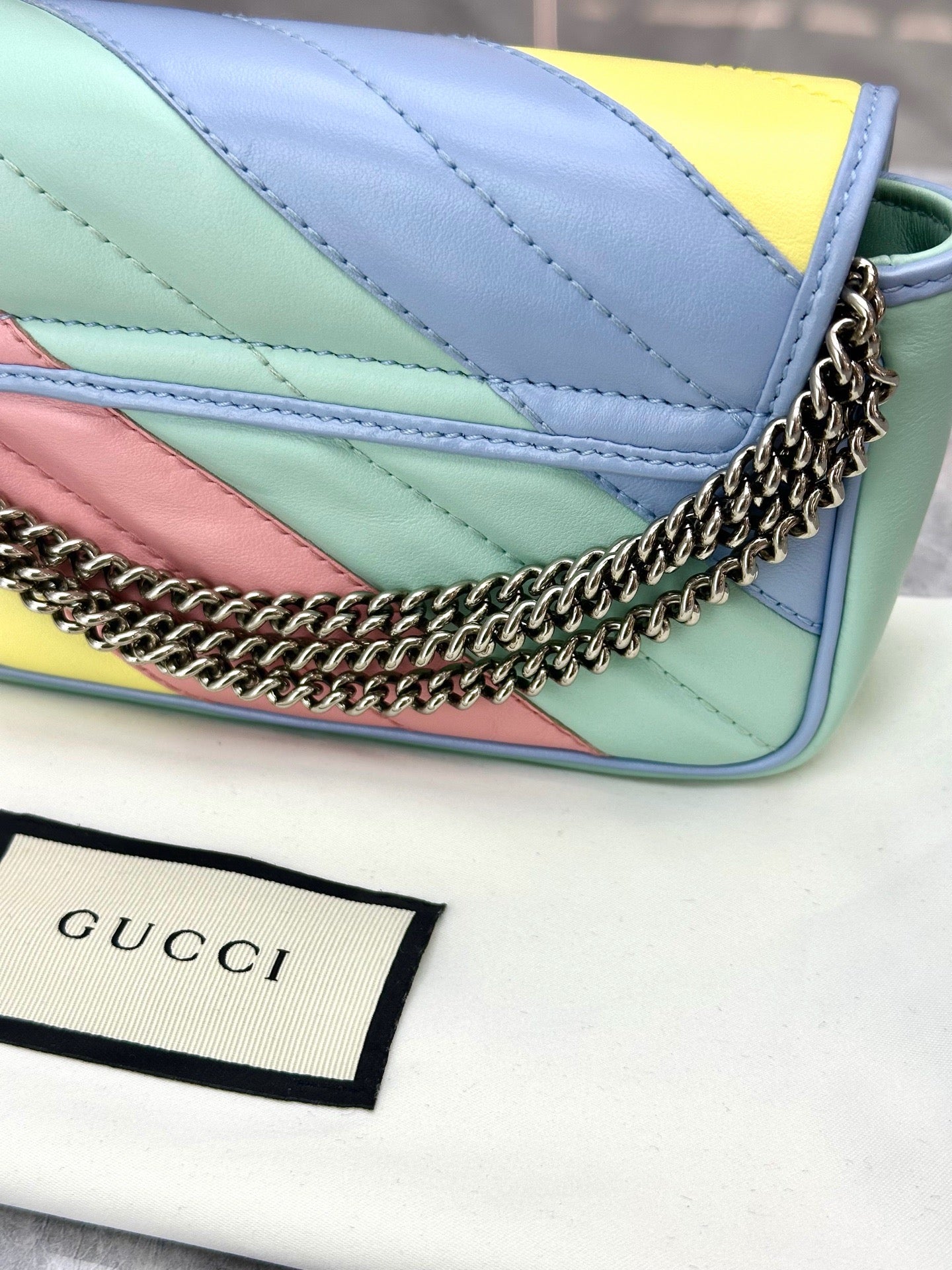 Gucci GG Marmont Super Mini bag