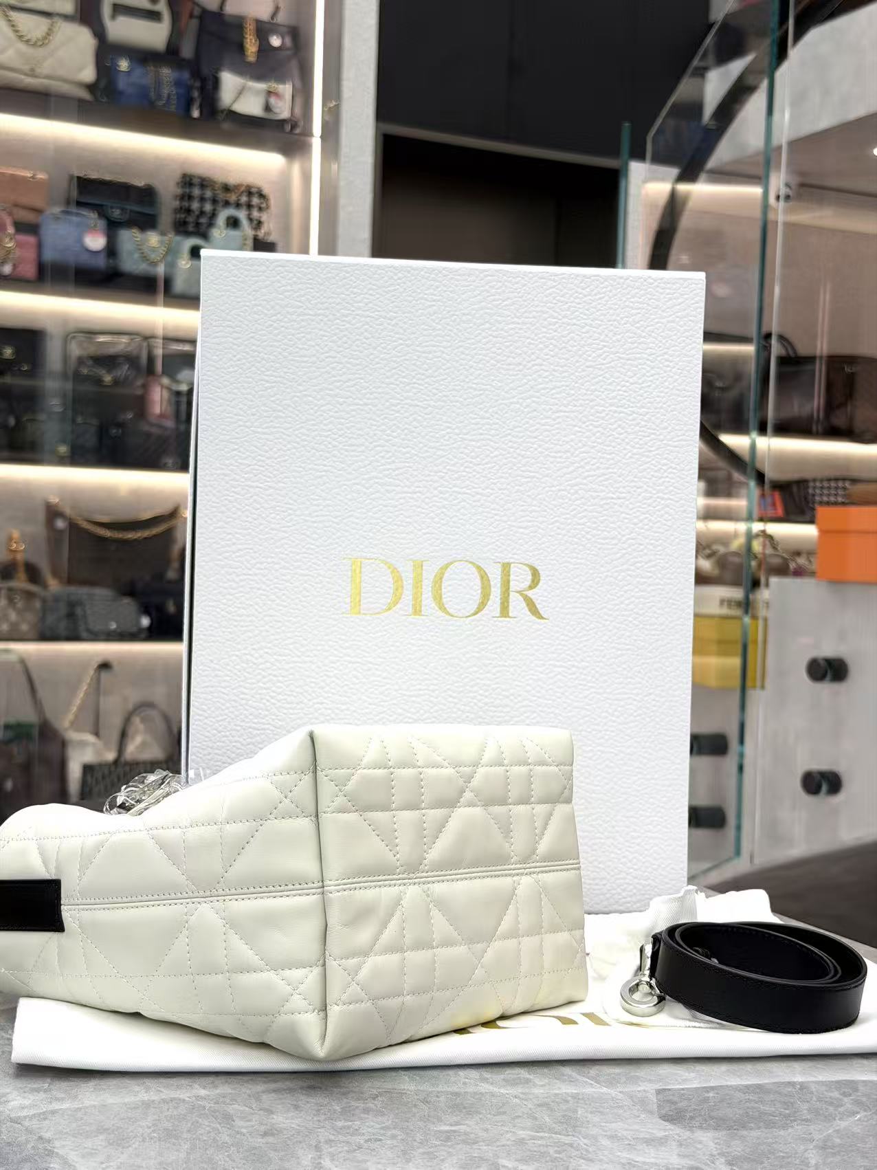 Dior Toujours vertical tote bag crafted in calfskin with macrocannage stitching