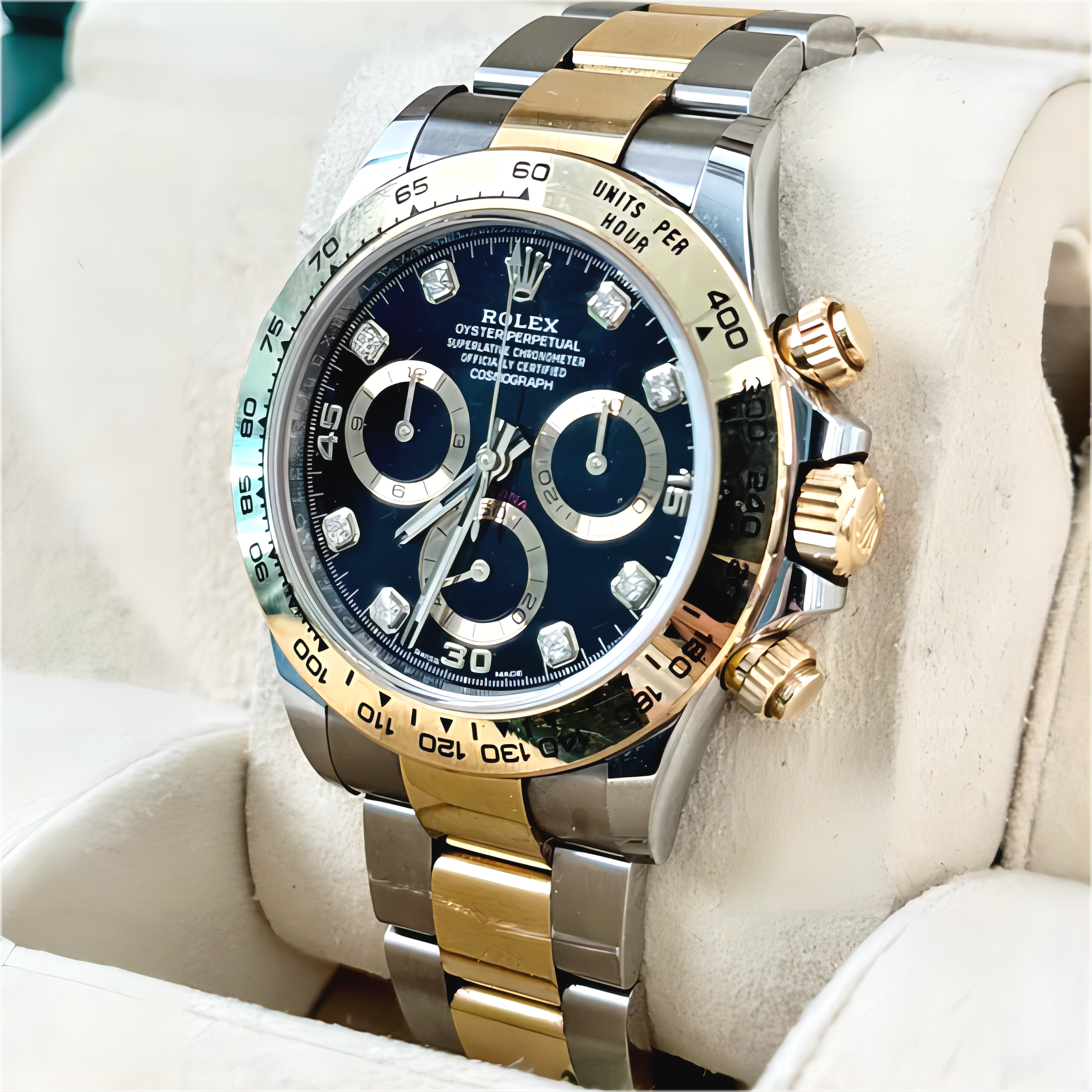 Rolex 126503 Cosmograph Daytona 40 with Oystersteel and Yellow gold, Black Golden dial, Oyster bracelet