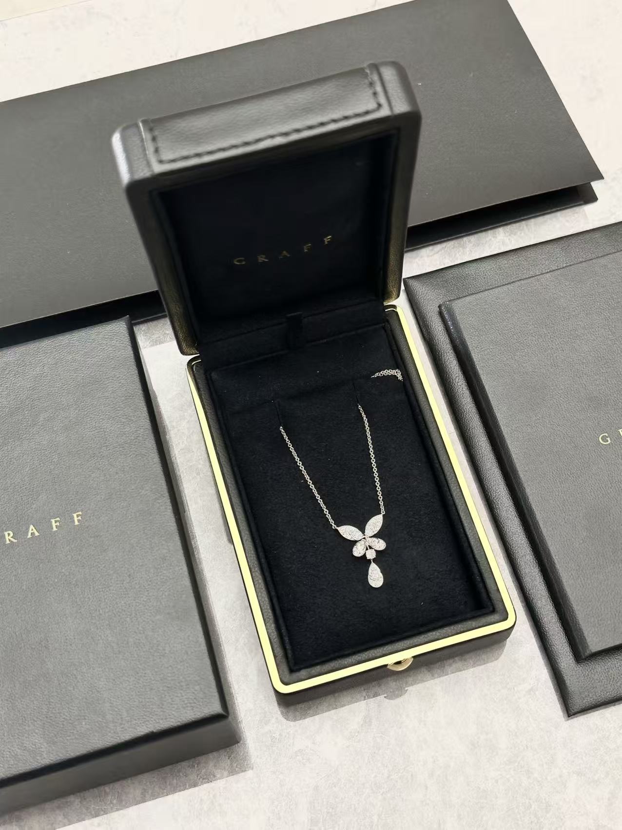 Graff Butterfly Diamond Pendant White Gold