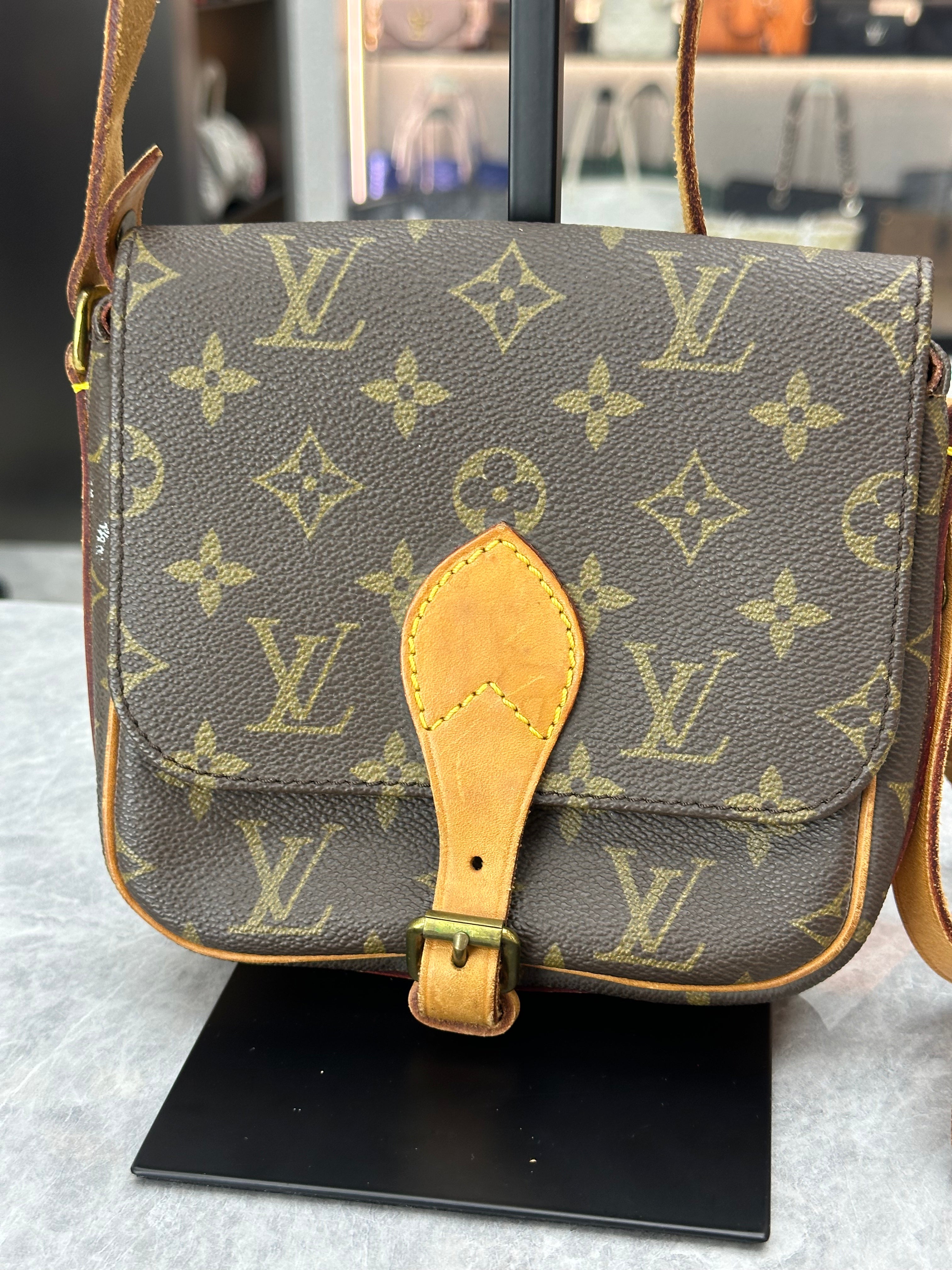 Louis Vuitton Cartouchière cloth crossbody bag （vintage）
