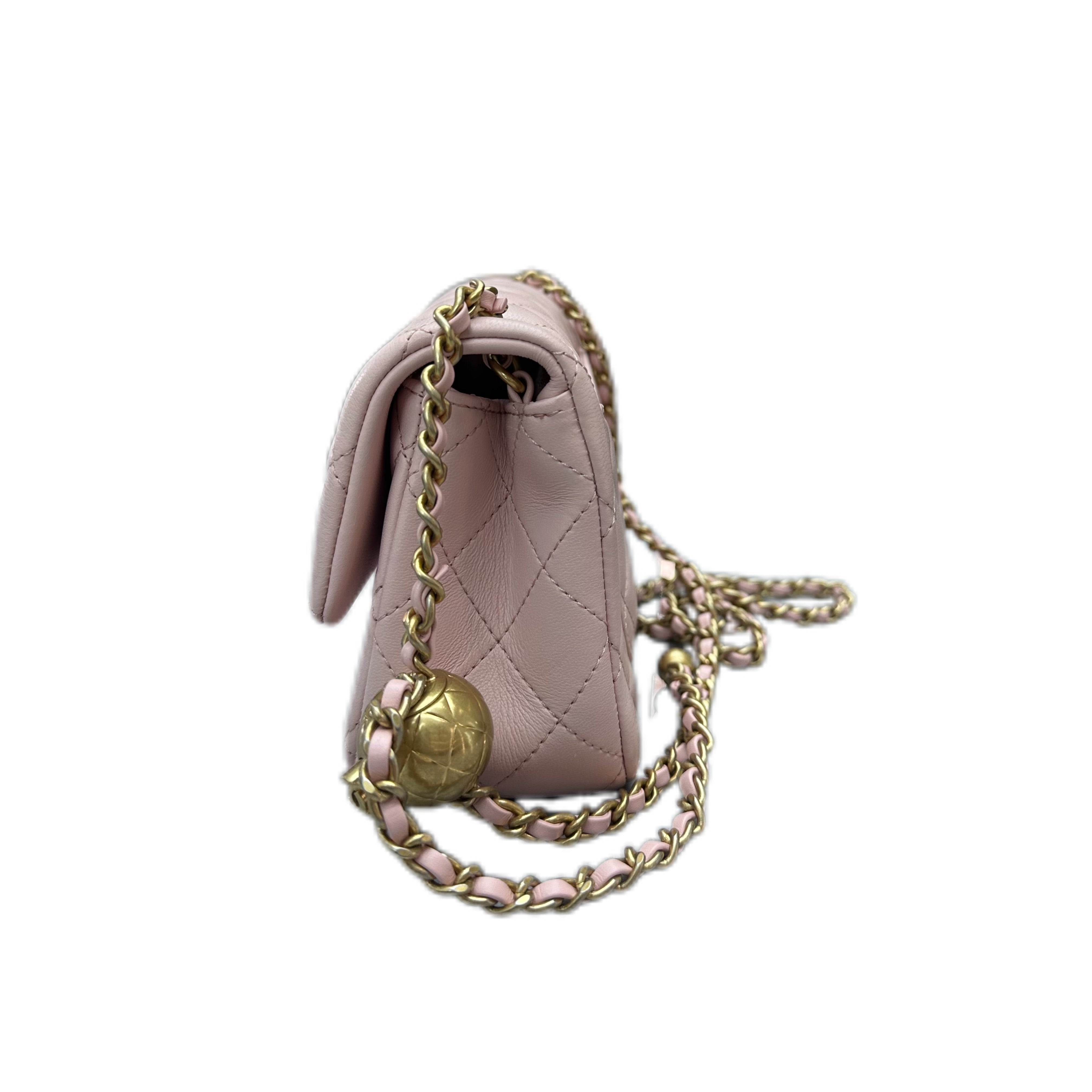 CHANEL Pearl Crush Flap Bag Quilted Lambskin GHW (Pink)