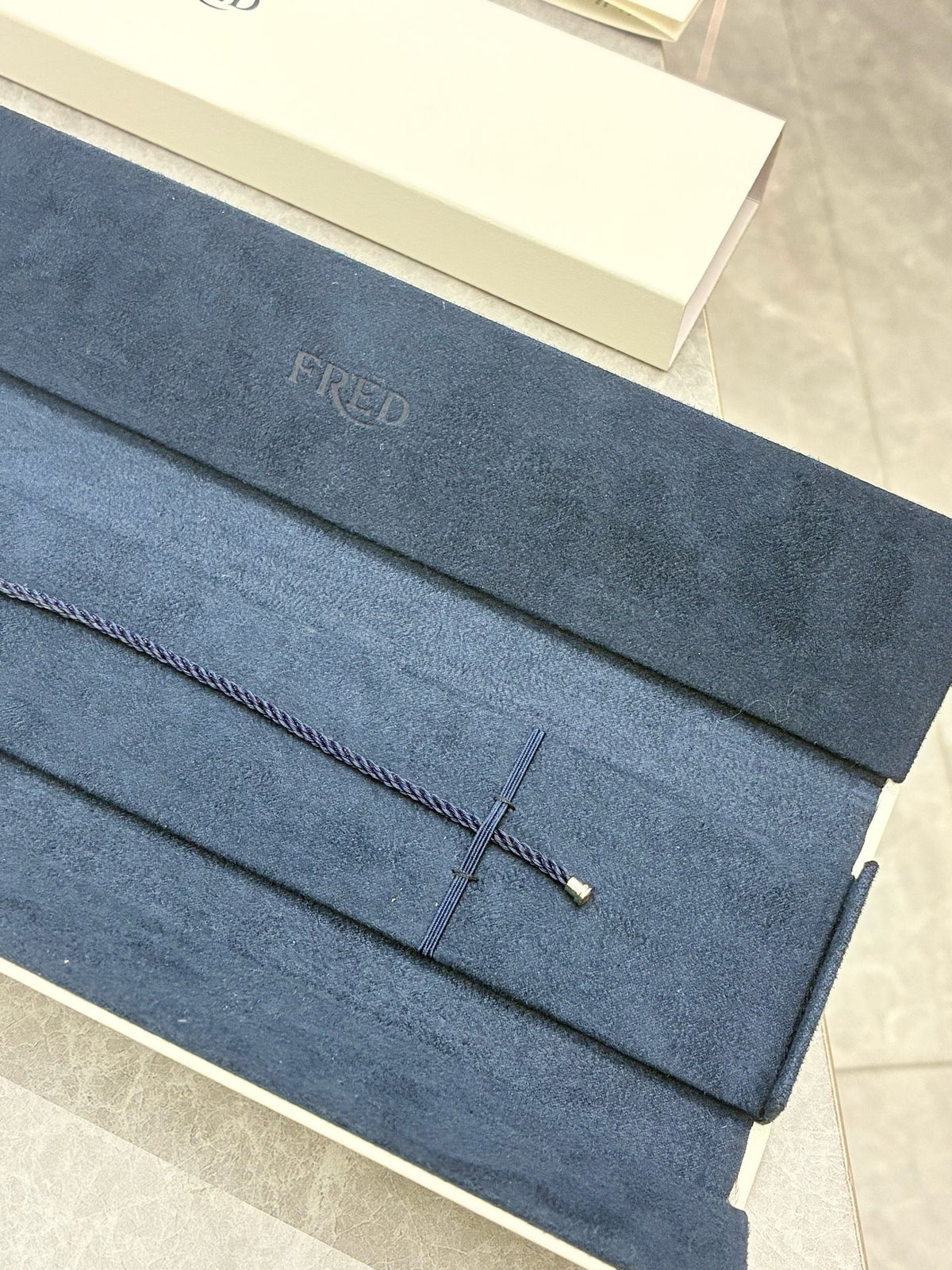 FRED Force 10 Bracelet – 18K White Gold Diamond-Pavé Buckle, Navy Blue Cable, Size 16, Reference 0B0077, Brand New