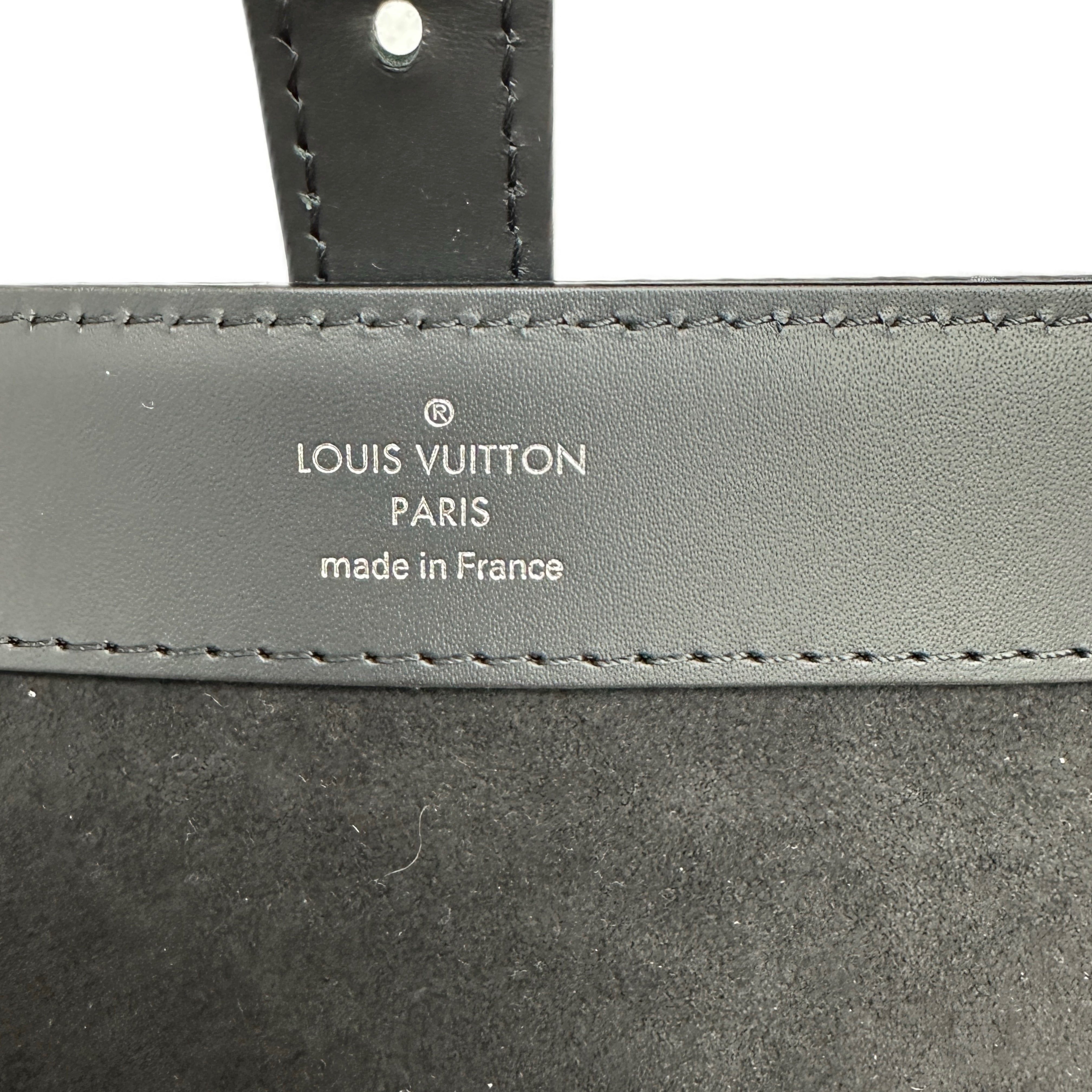 Louis Vuitton 3 Watch Case Monogram Eclipse (Black)