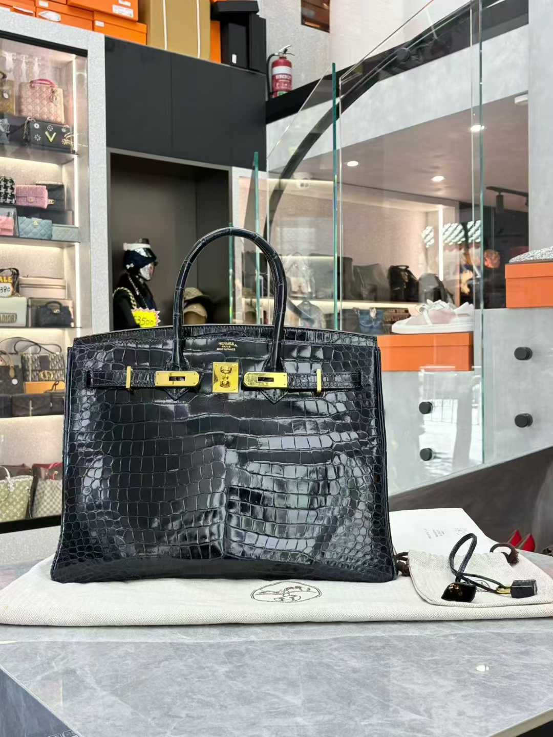 Hermès Birkin 35 in Bleu Marine (78), stamped P