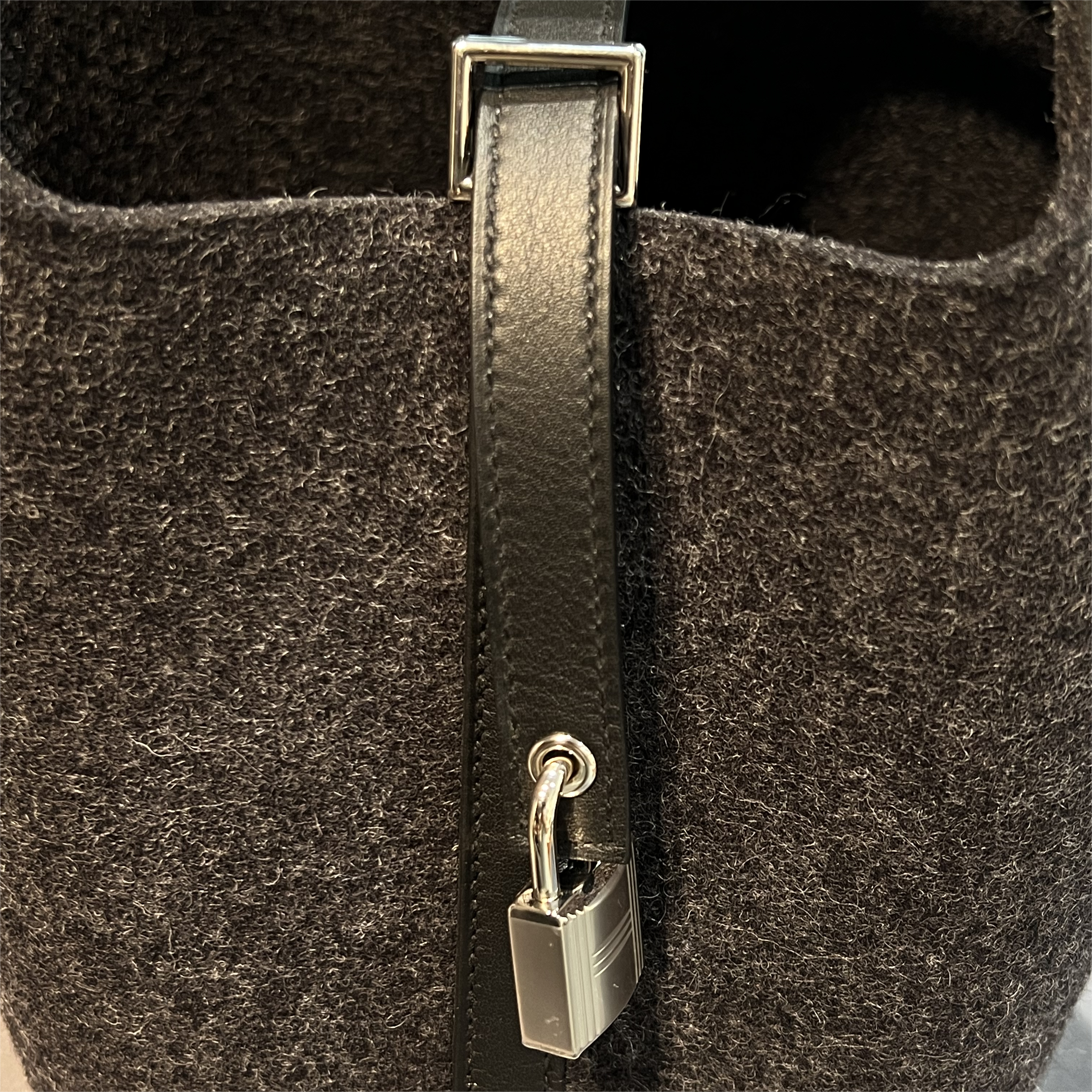 Hermès Picotin Lock 18 Bag Graphite Noir Feutre Wool and Swift